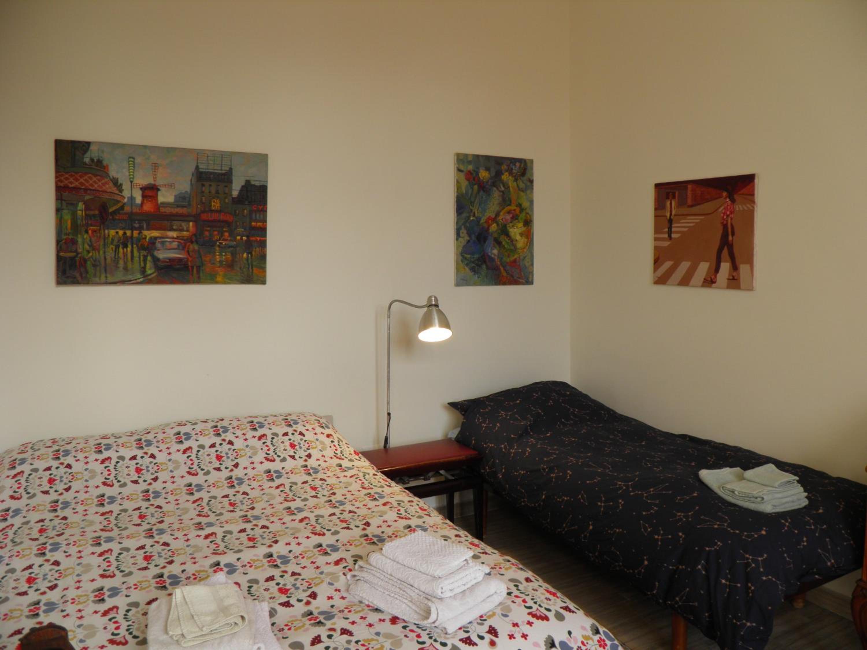 Basic Triple Room with Shared Bathroom