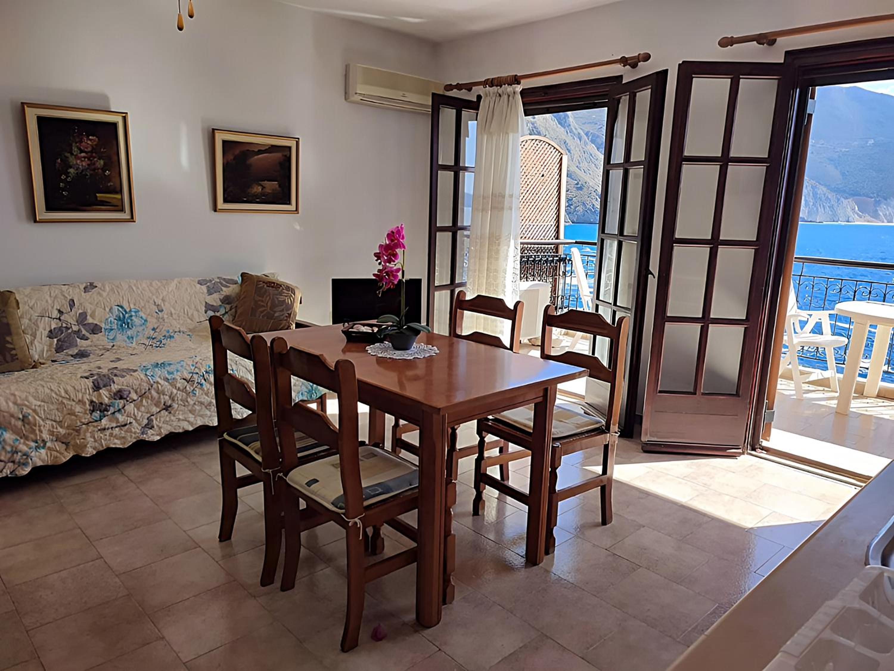 Apartment with Sea View photo 3