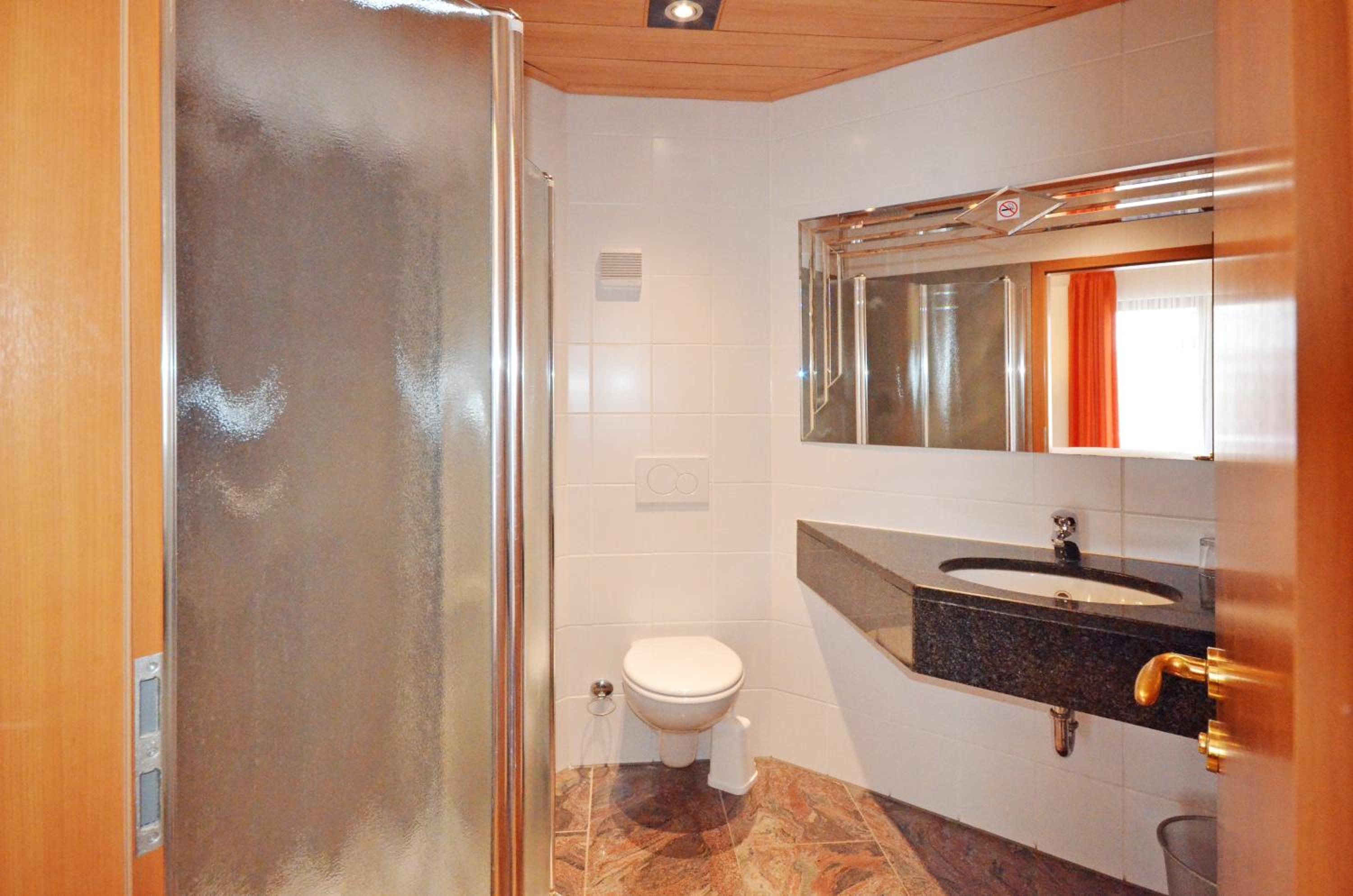 Deluxe Double Room - Photo 5