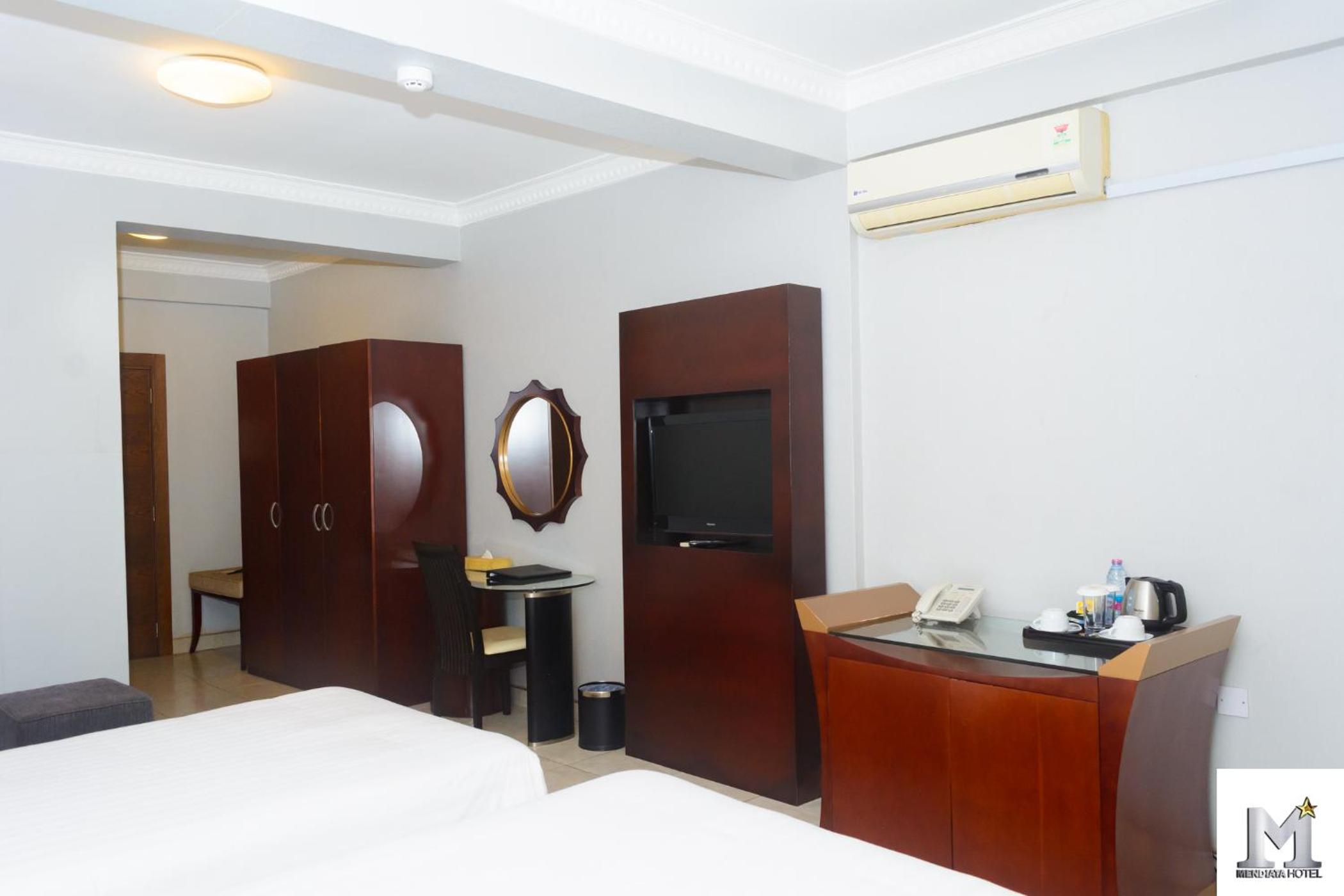 Standard Twin Room photo 2