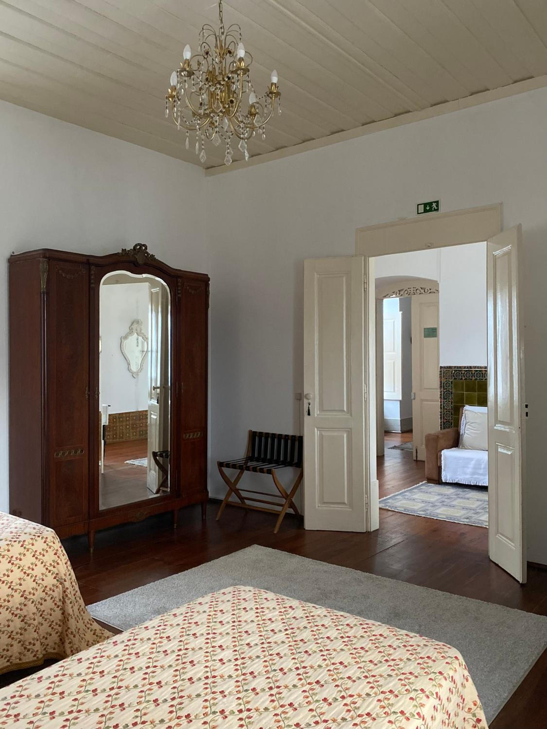 Twin Room - Photo 3