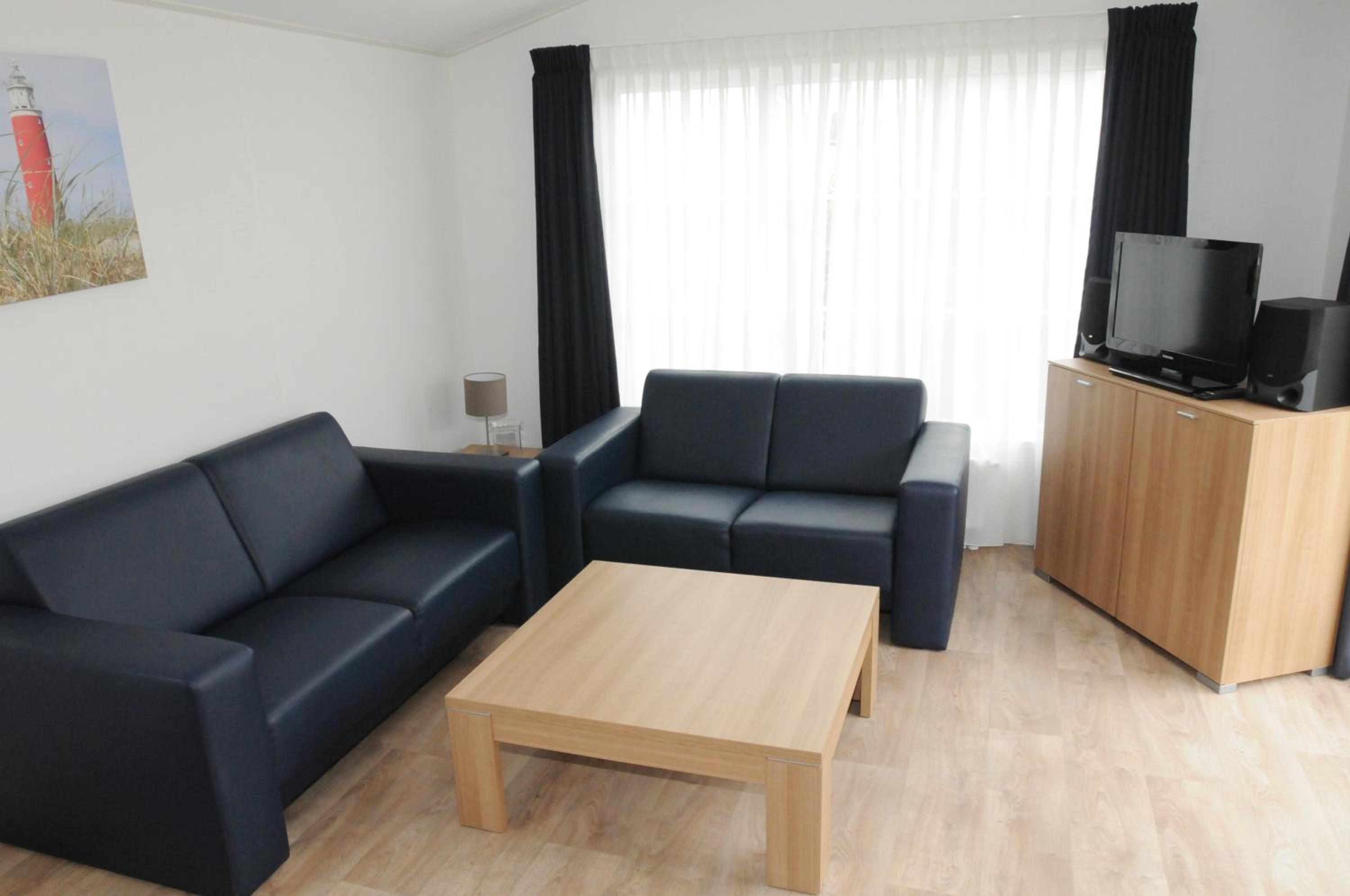 Chalet (4 Adults)