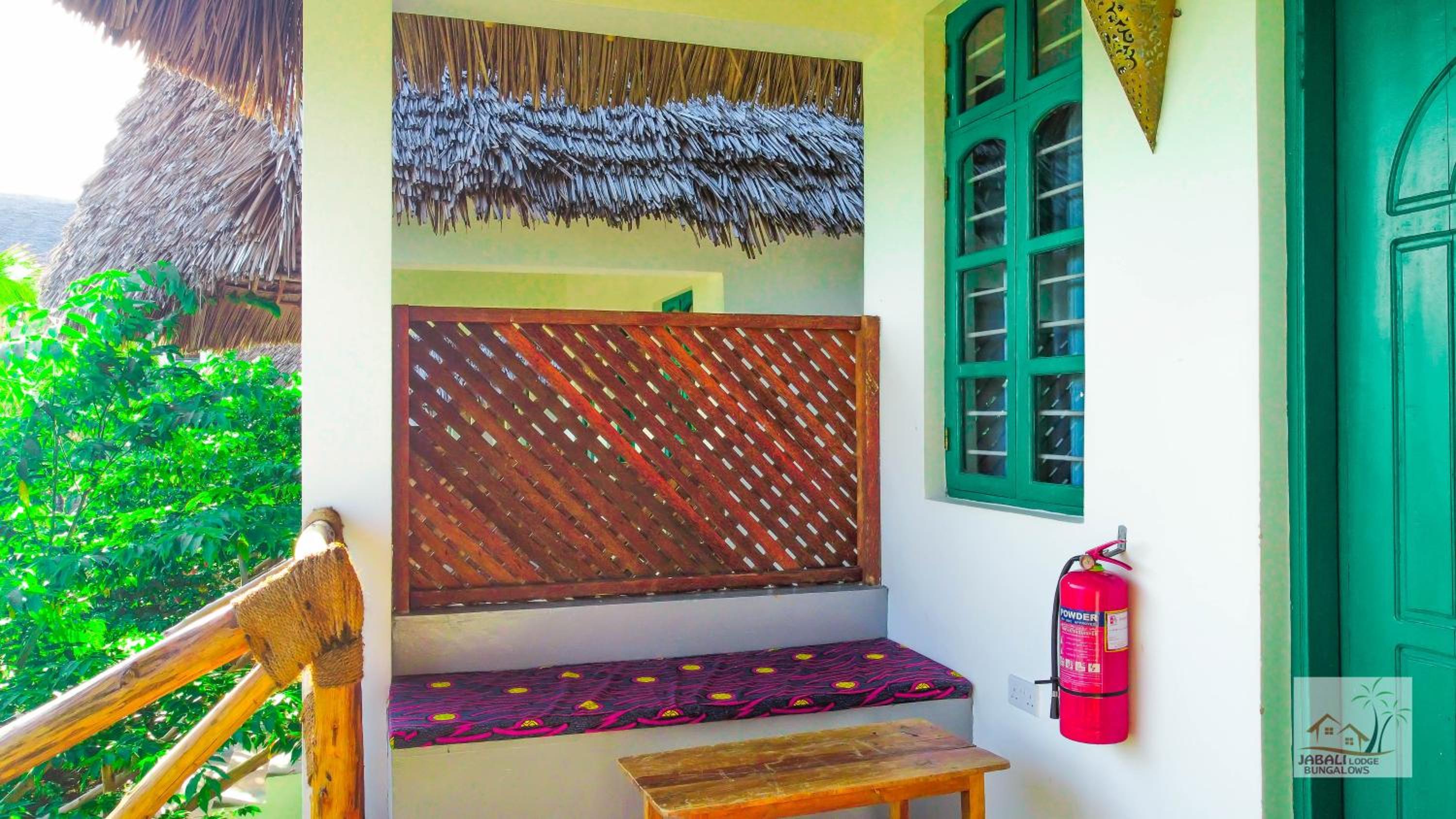 Double Room with Pool View - Photo 14