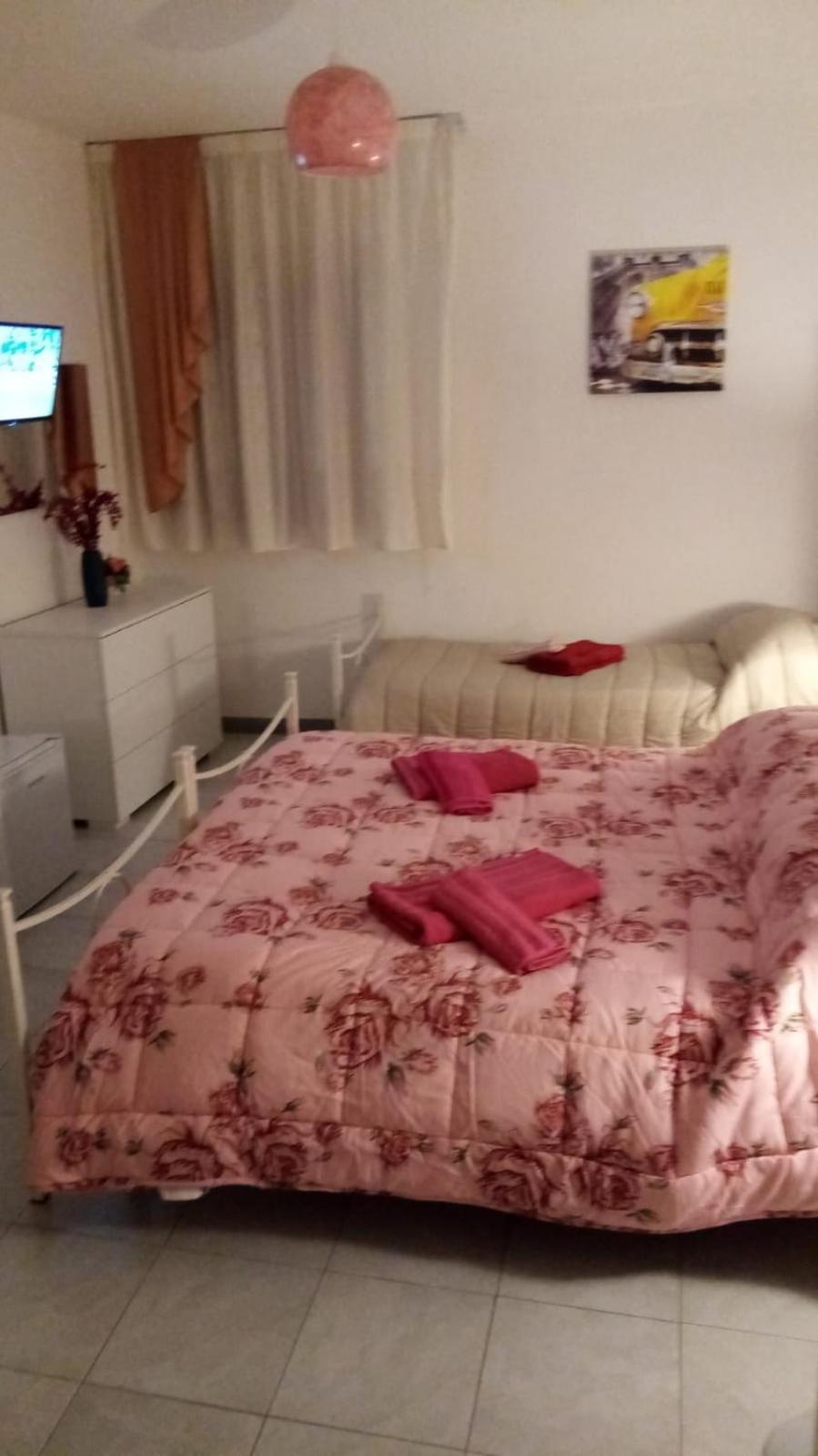 Double Room with Extra Bed - Photo 3