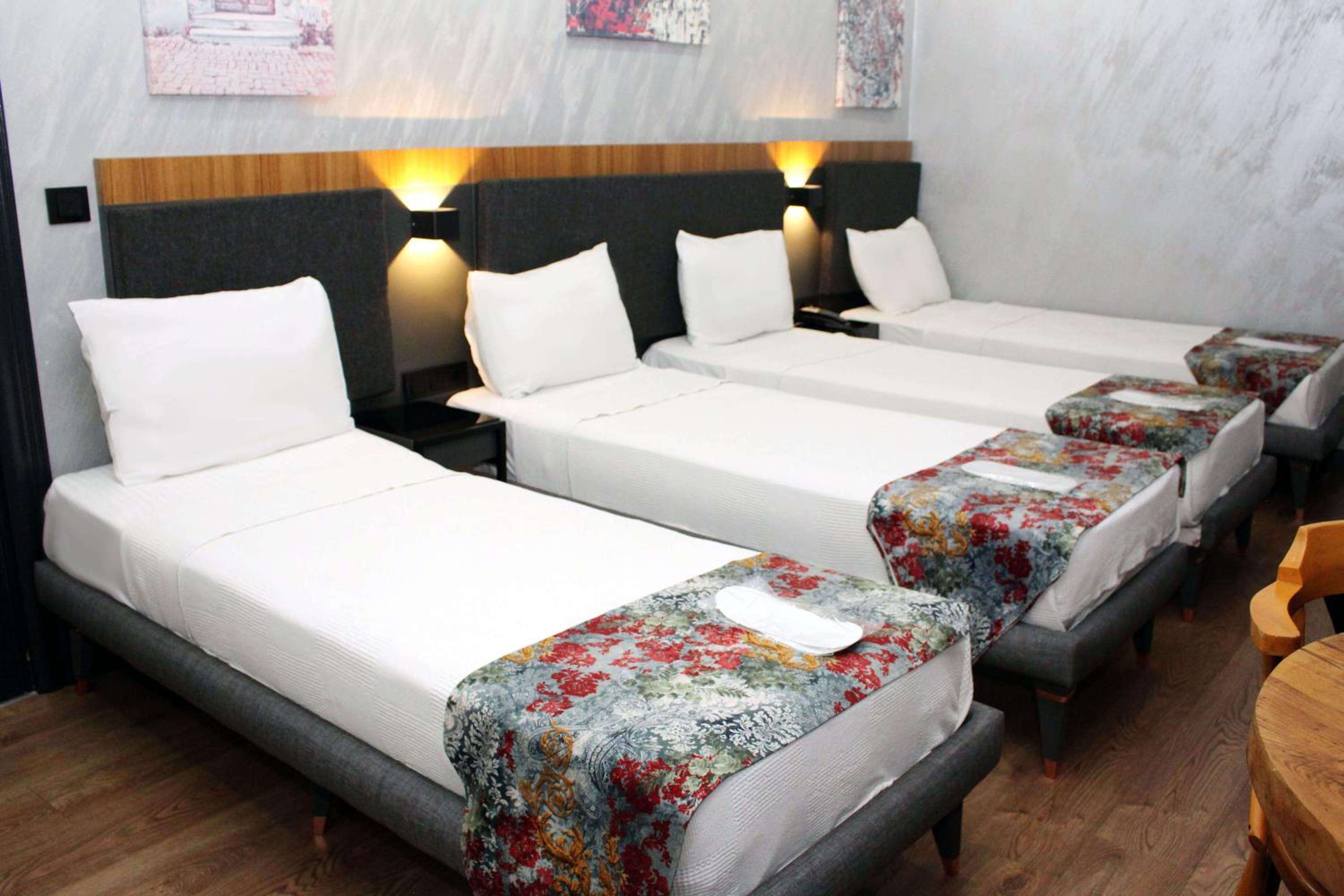 Deluxe Quadruple Room photo 1