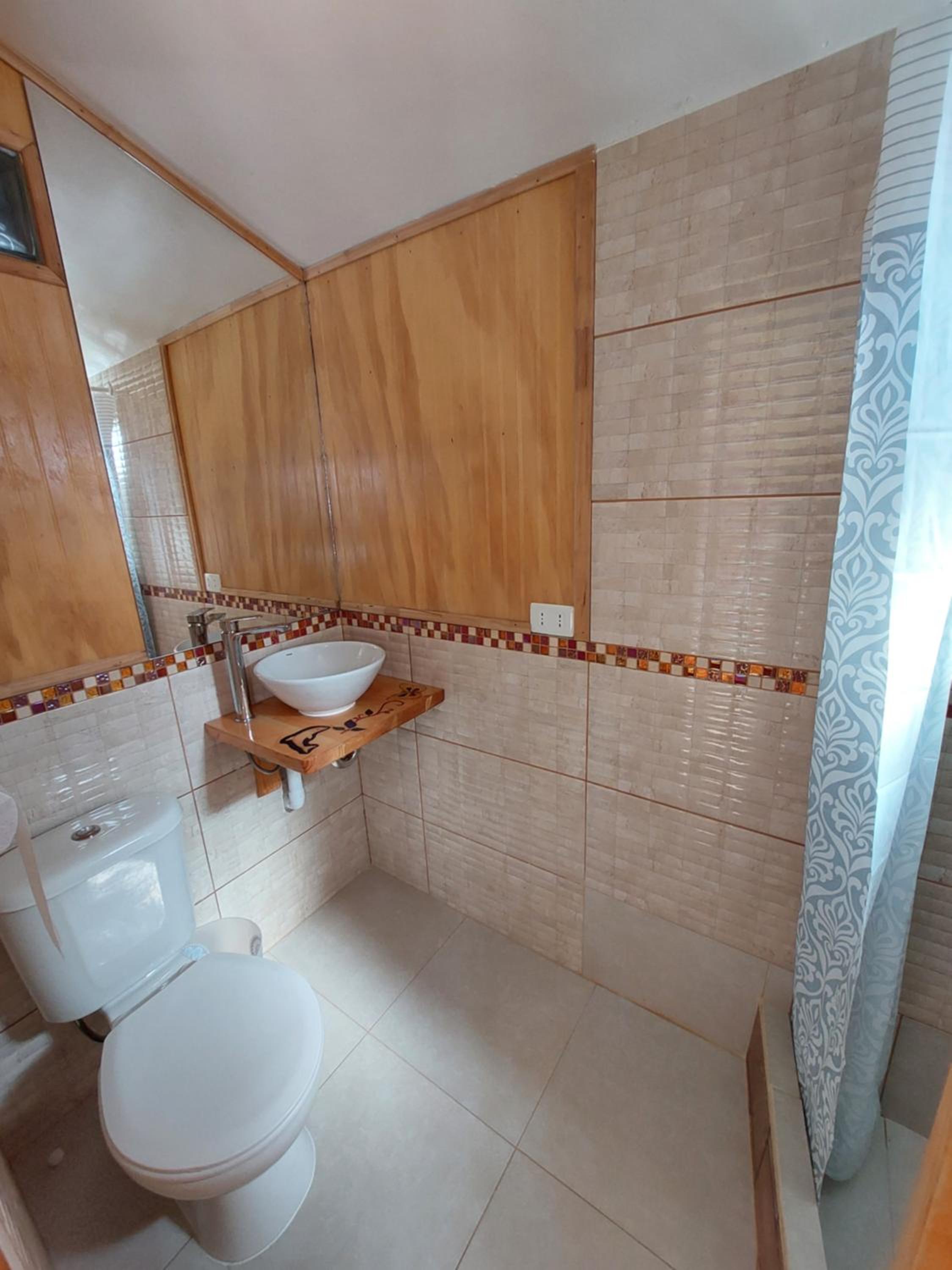 Twin Room with Private Bathroom photo 1