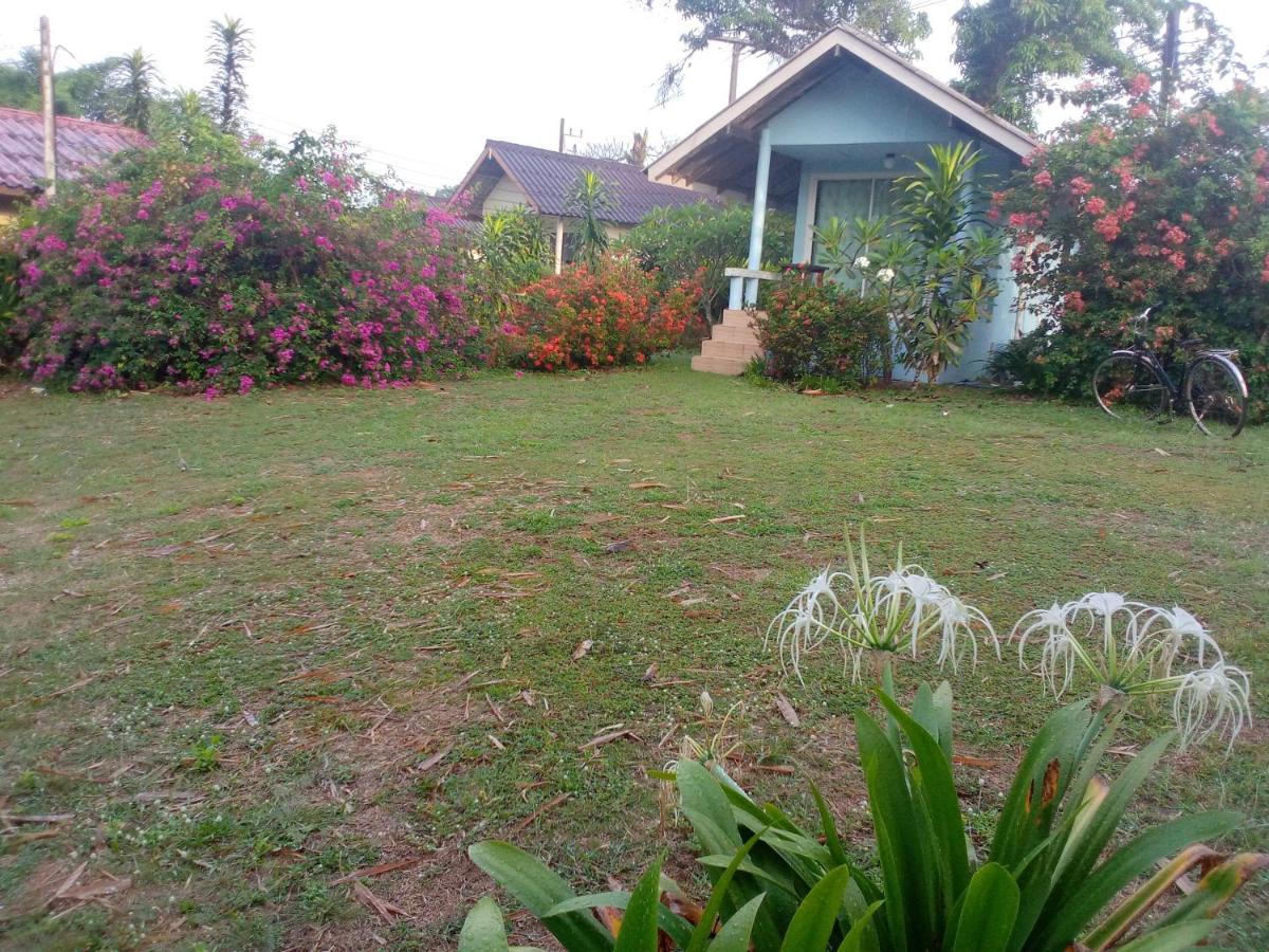 Bungalow with Sea View