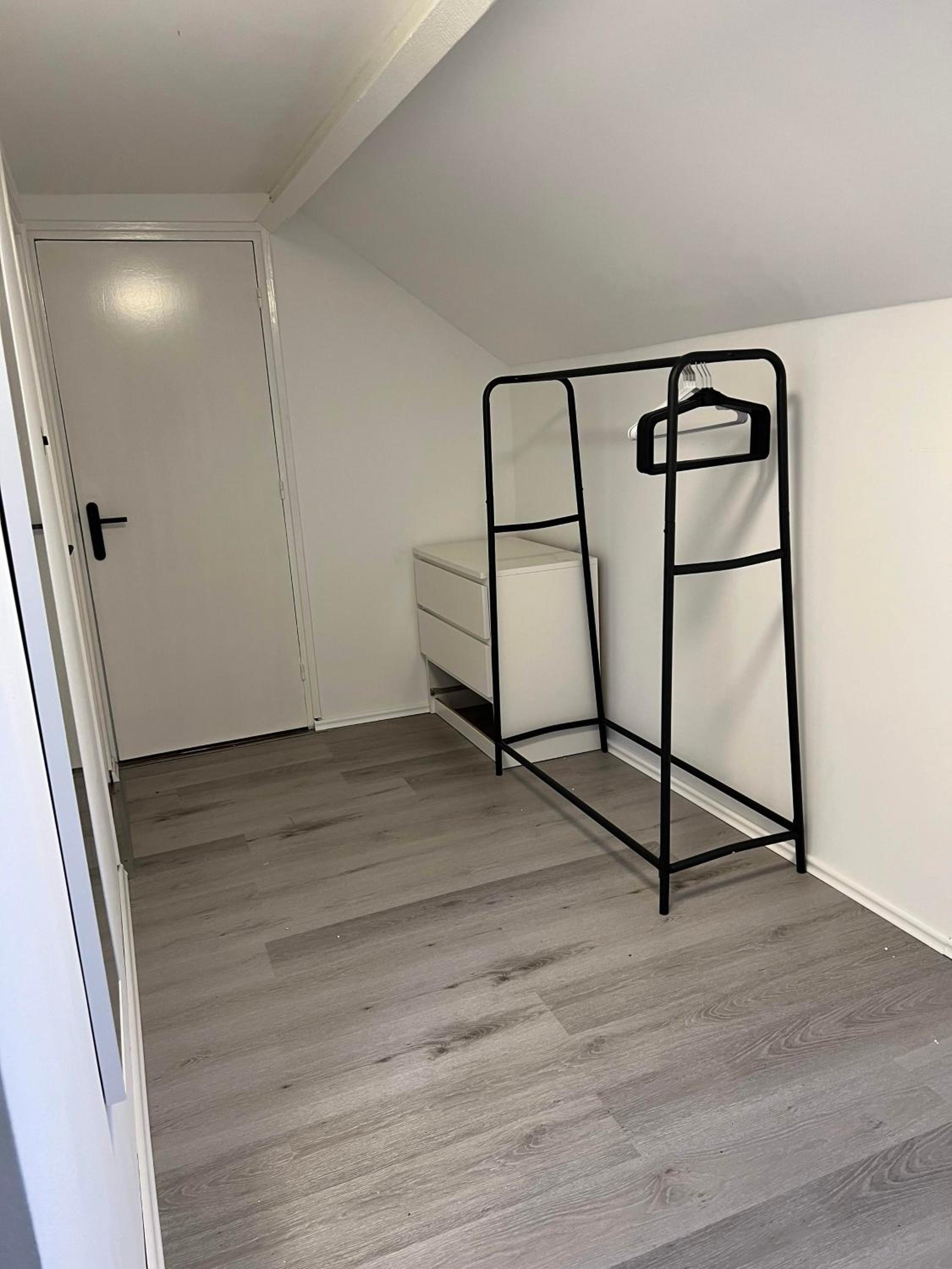 Three-Bedroom Apartment photo 1