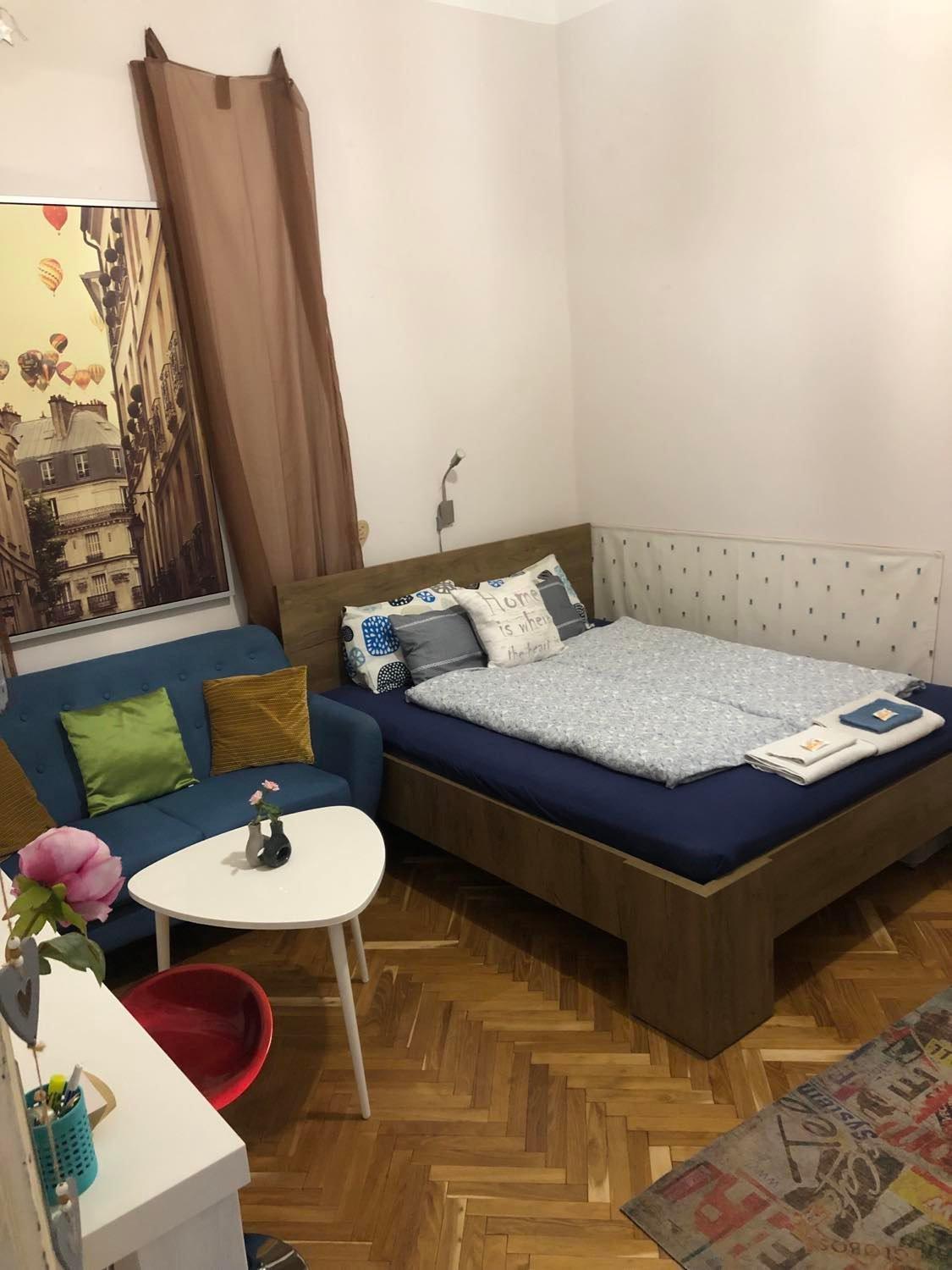 Studio Apartment - Photo 40