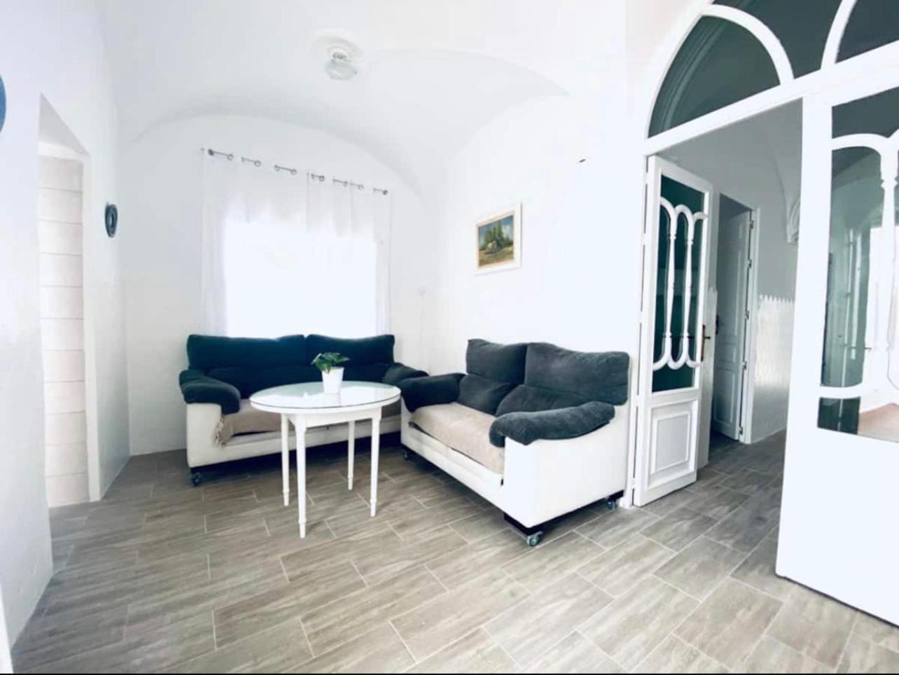 Casa de cuatro habitaciones