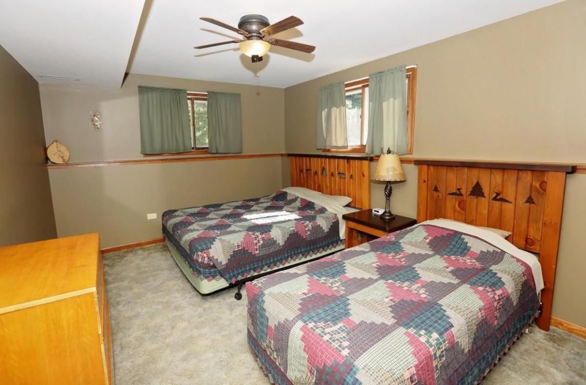 Four-Bedroom Holiday Home photo 2