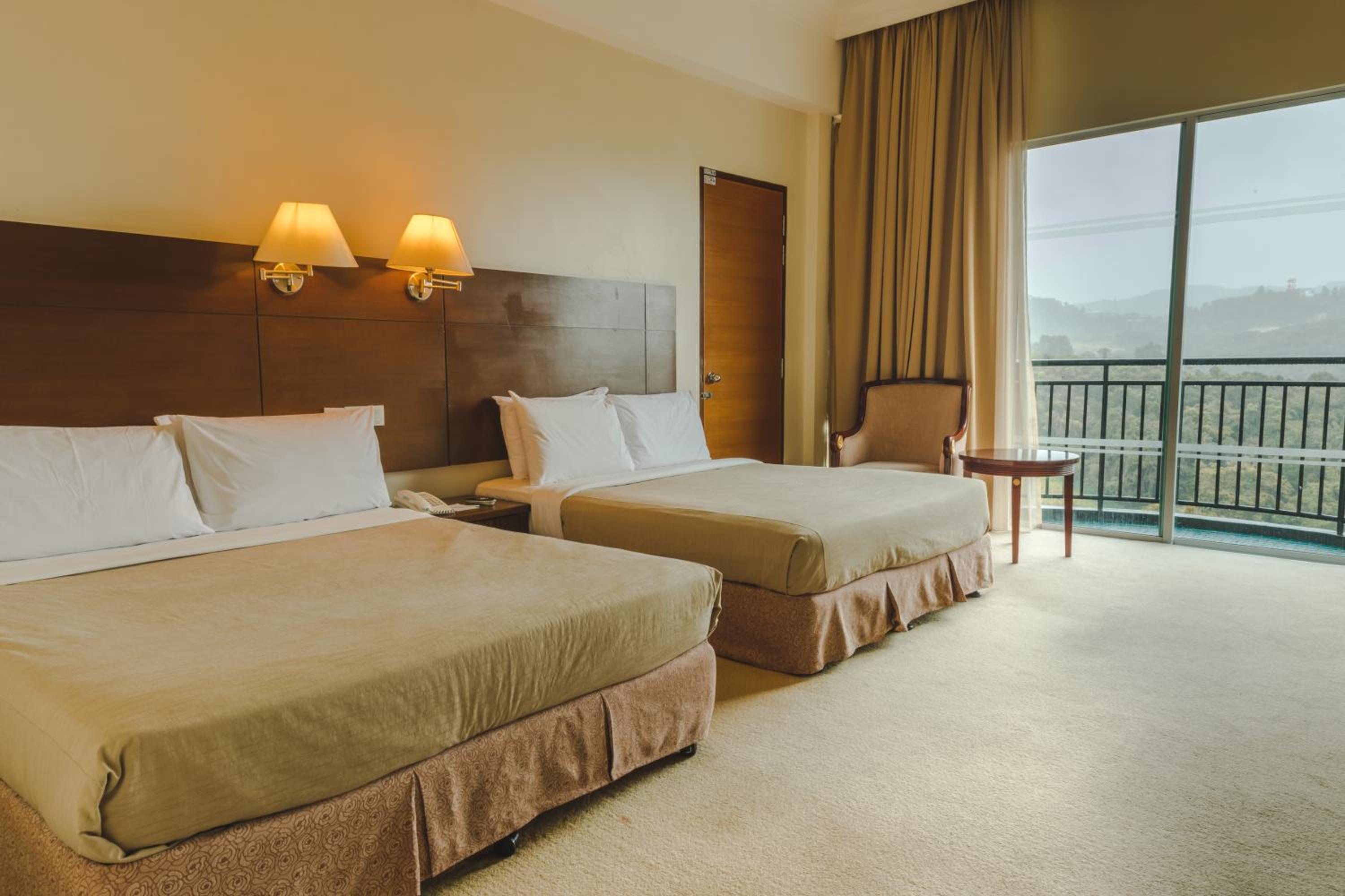 Deluxe Quadruple Room - Photo 5