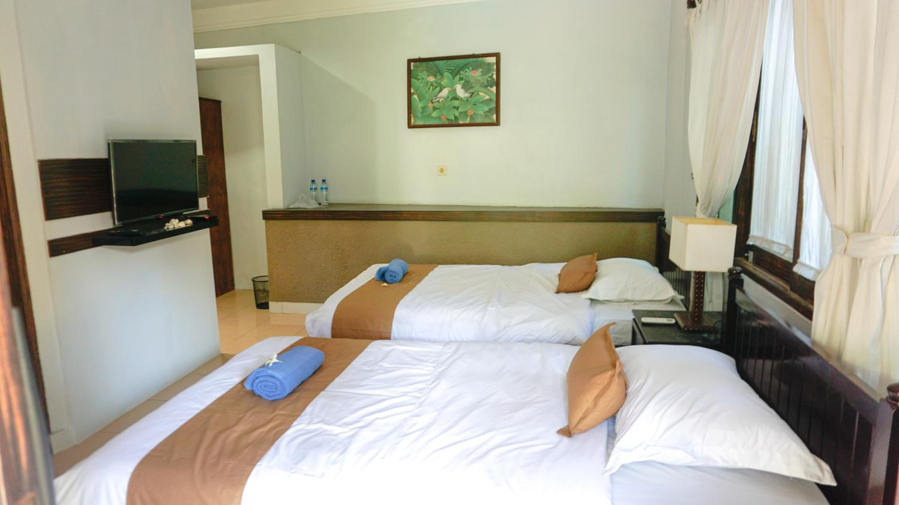Double Room with Private Bathroom photo 2
