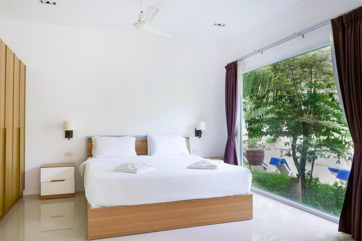 Deluxe Double Room with Pool View photo 3