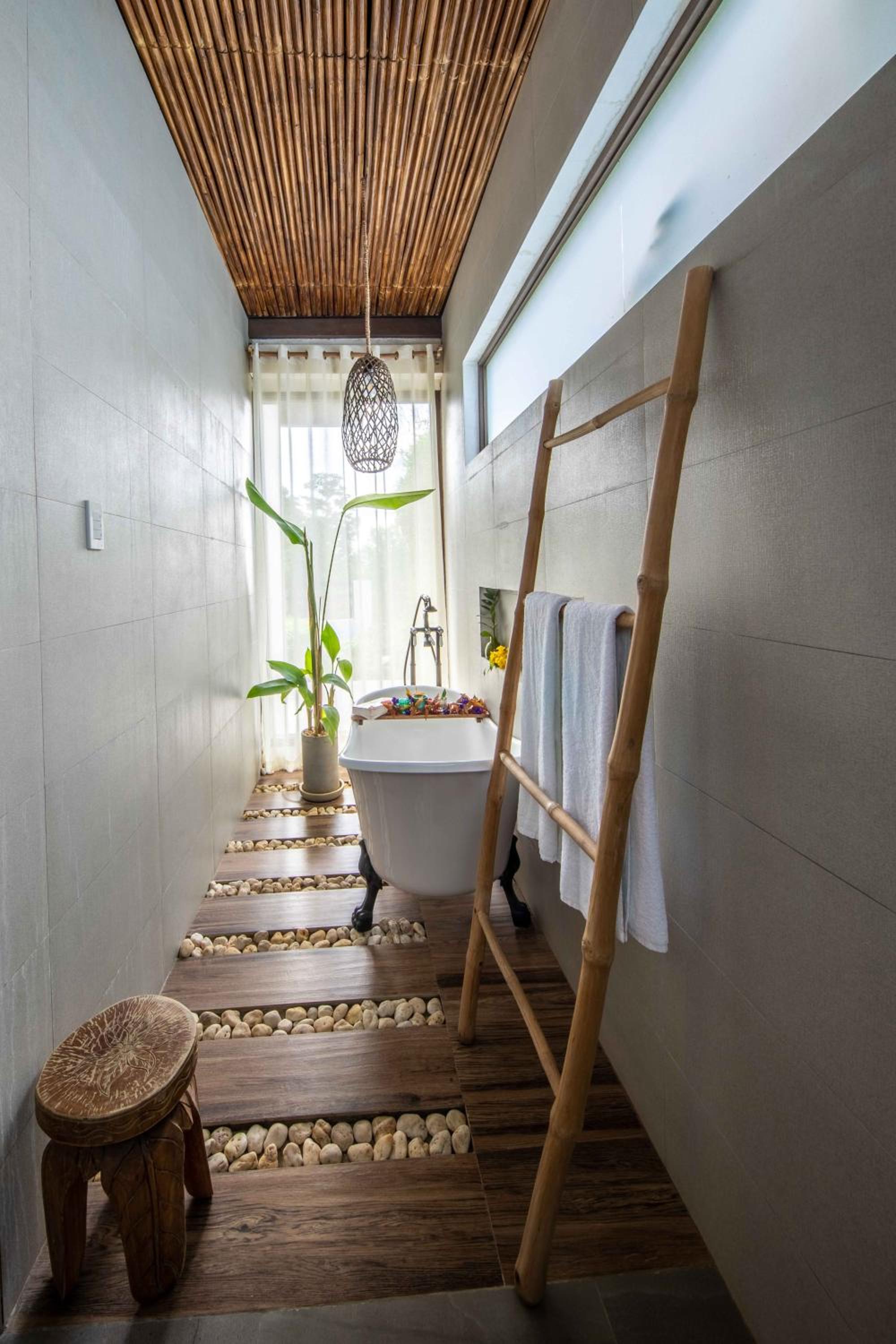 Deluxe Bungalow with Sea View - Photo 3