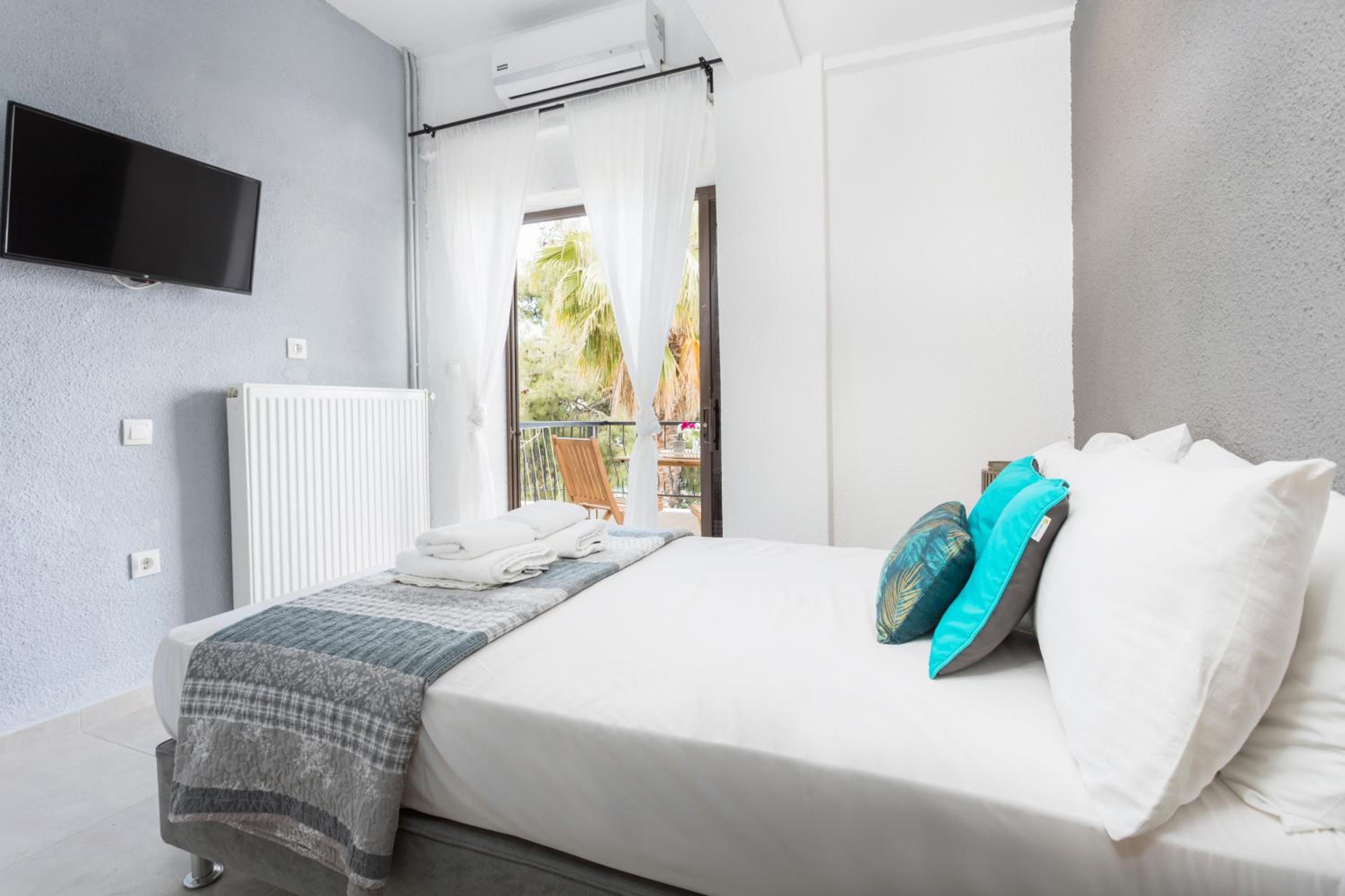 Double Room with Sea View photo 2