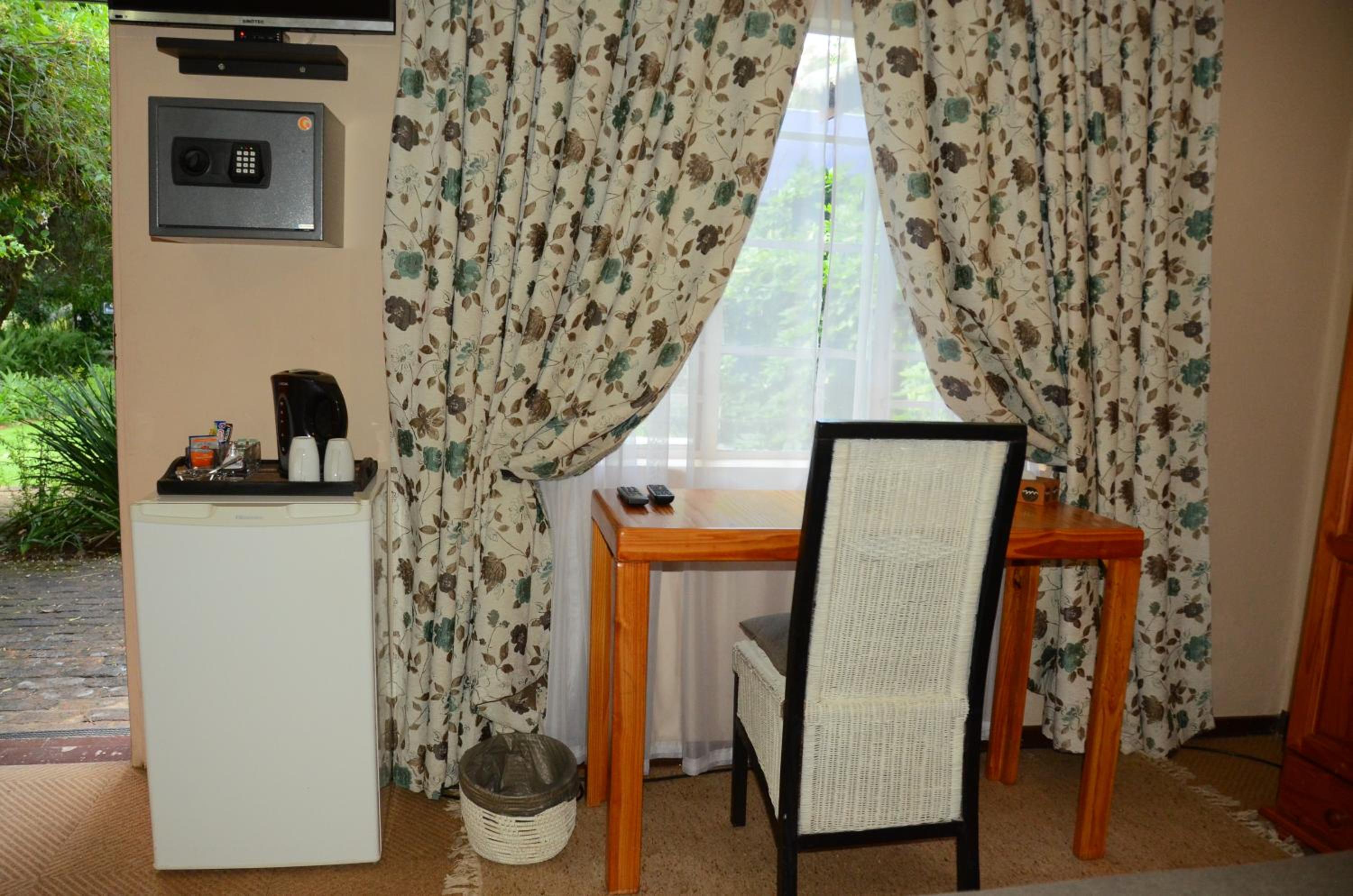 Double Room with Garden View photo 3