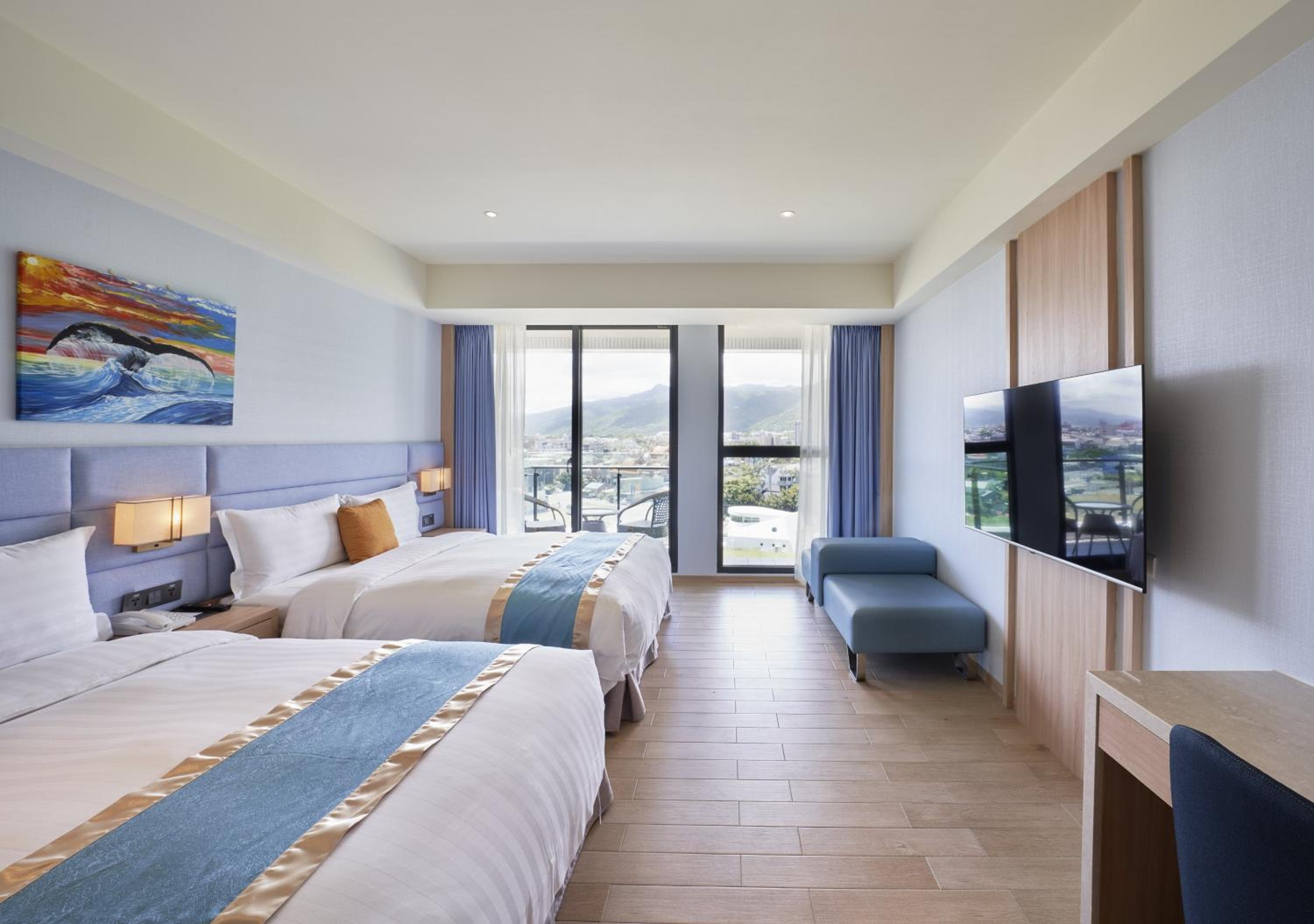 Quadruple Room with Mountain View