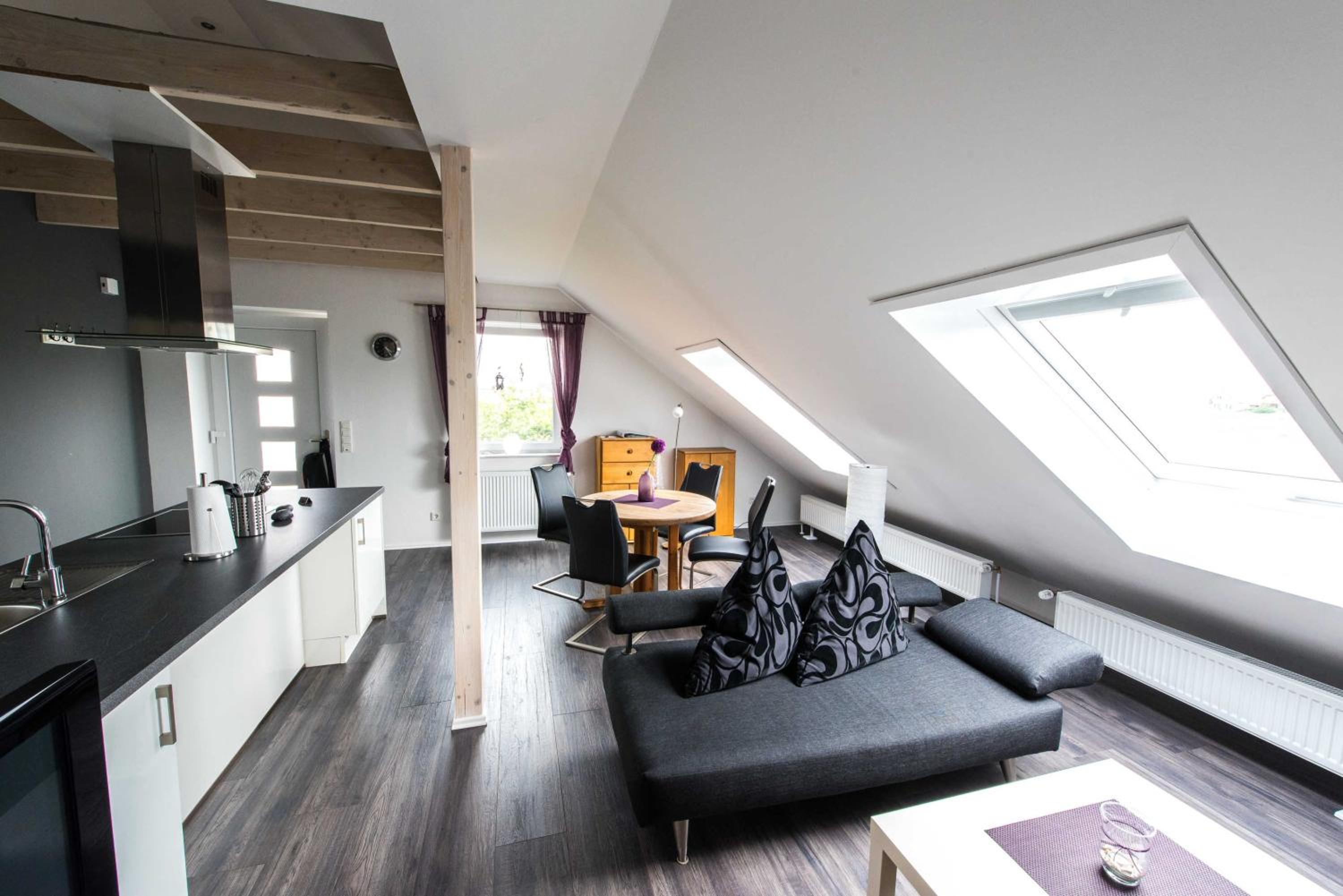 One-Bedroom Apartment with Terrace photo 1