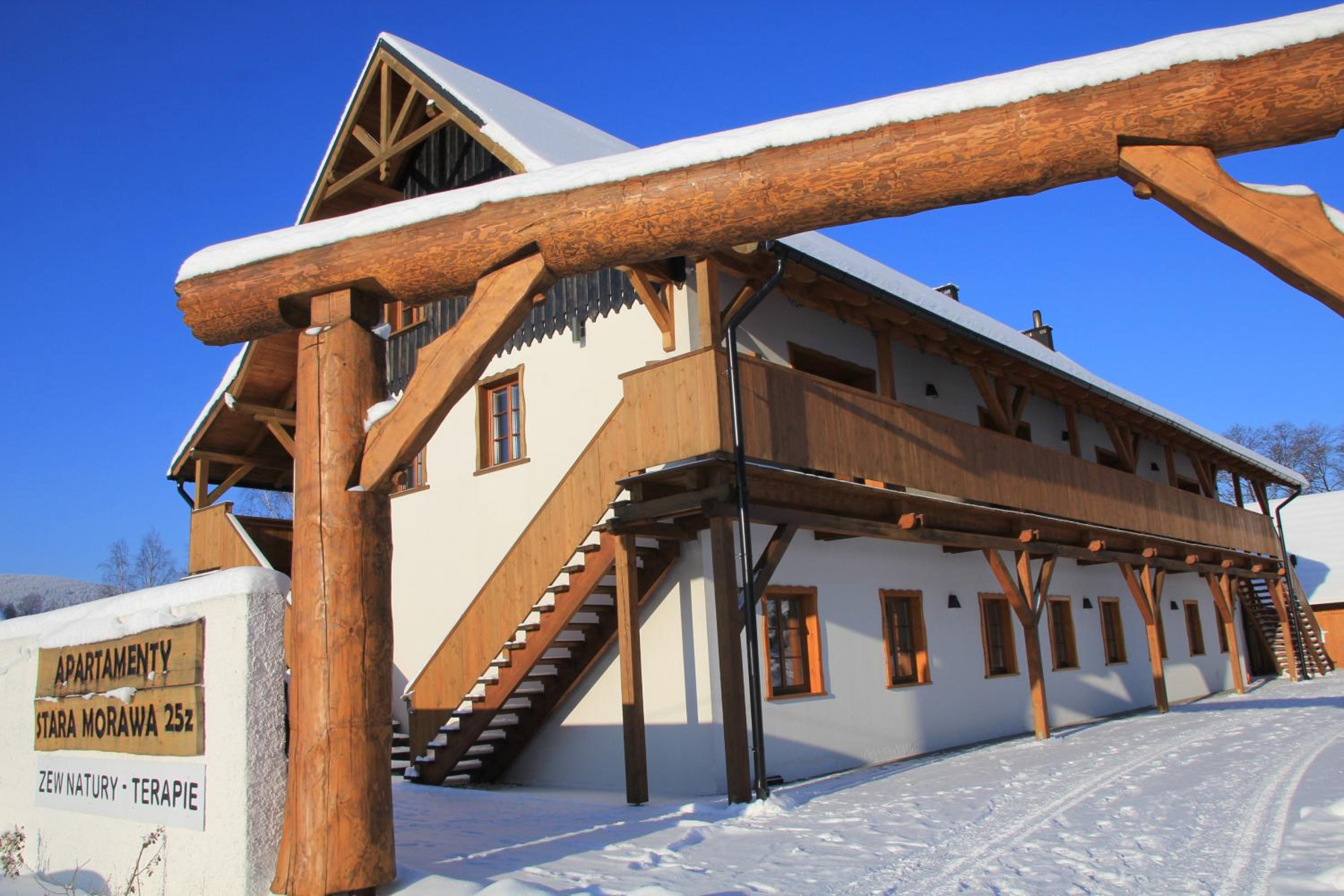 Duplex Apartment with Mountain View photo 3