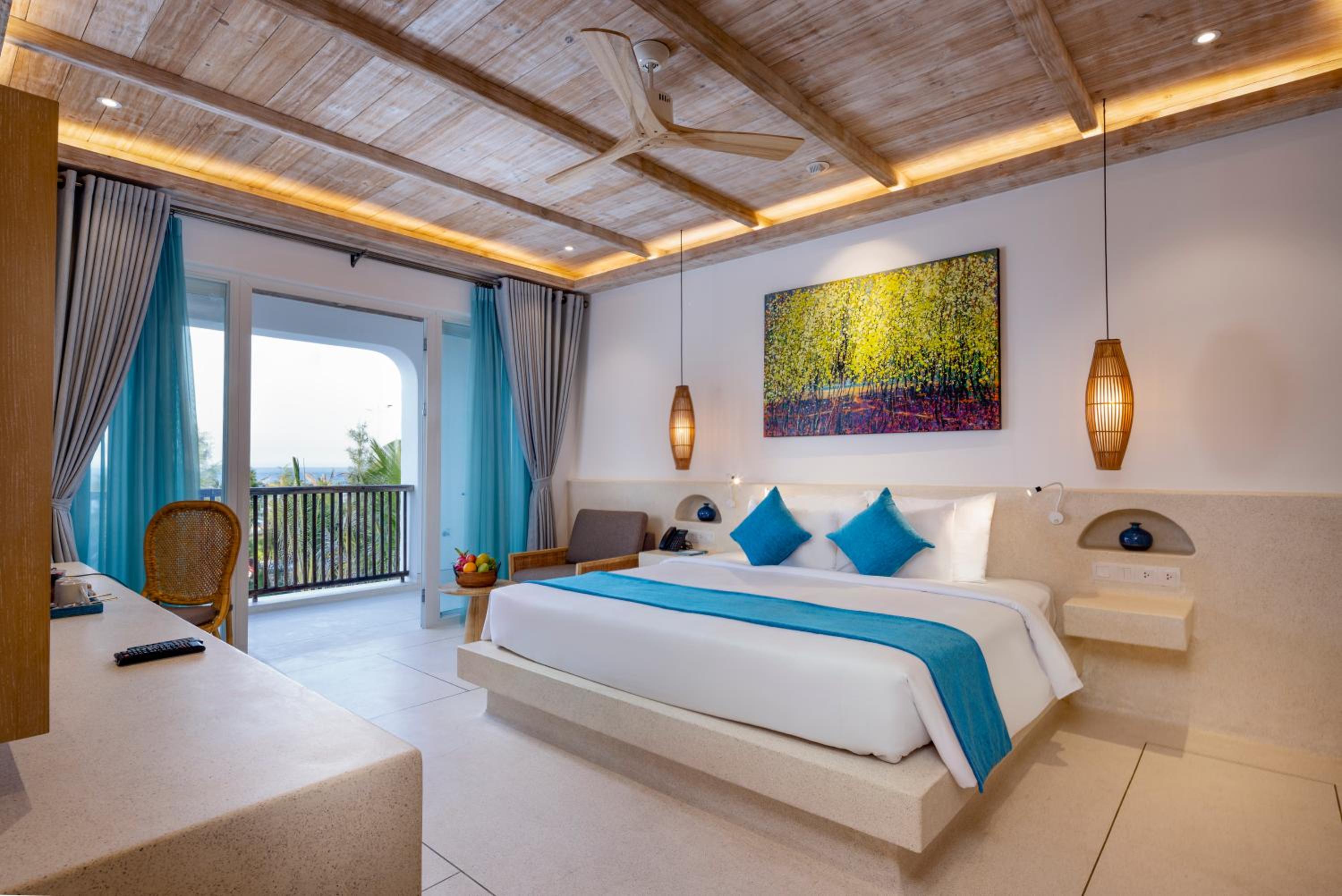 Three-Bedroom Pool Villa with Ocean View - Photo 1