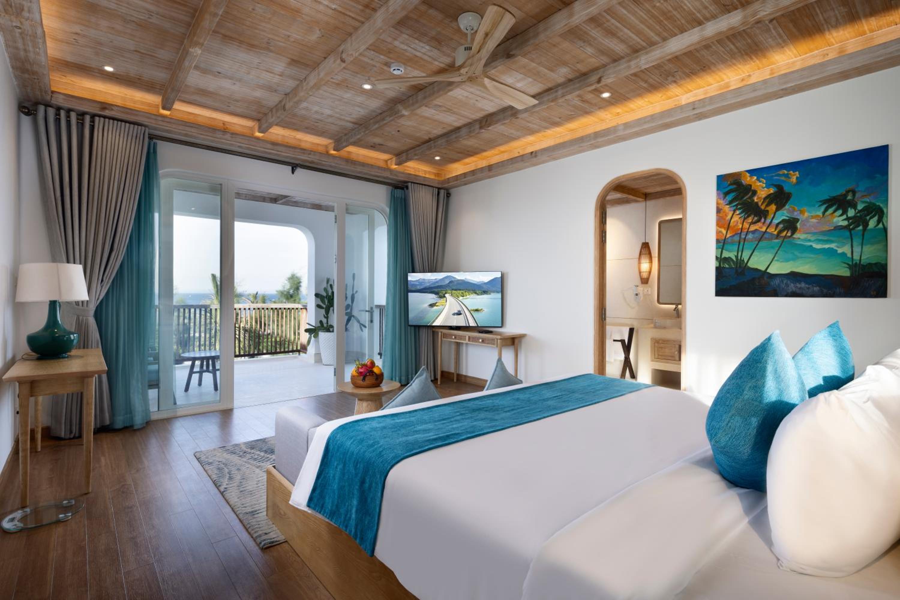 Three-Bedroom Pool Villa with Ocean View - Photo 4