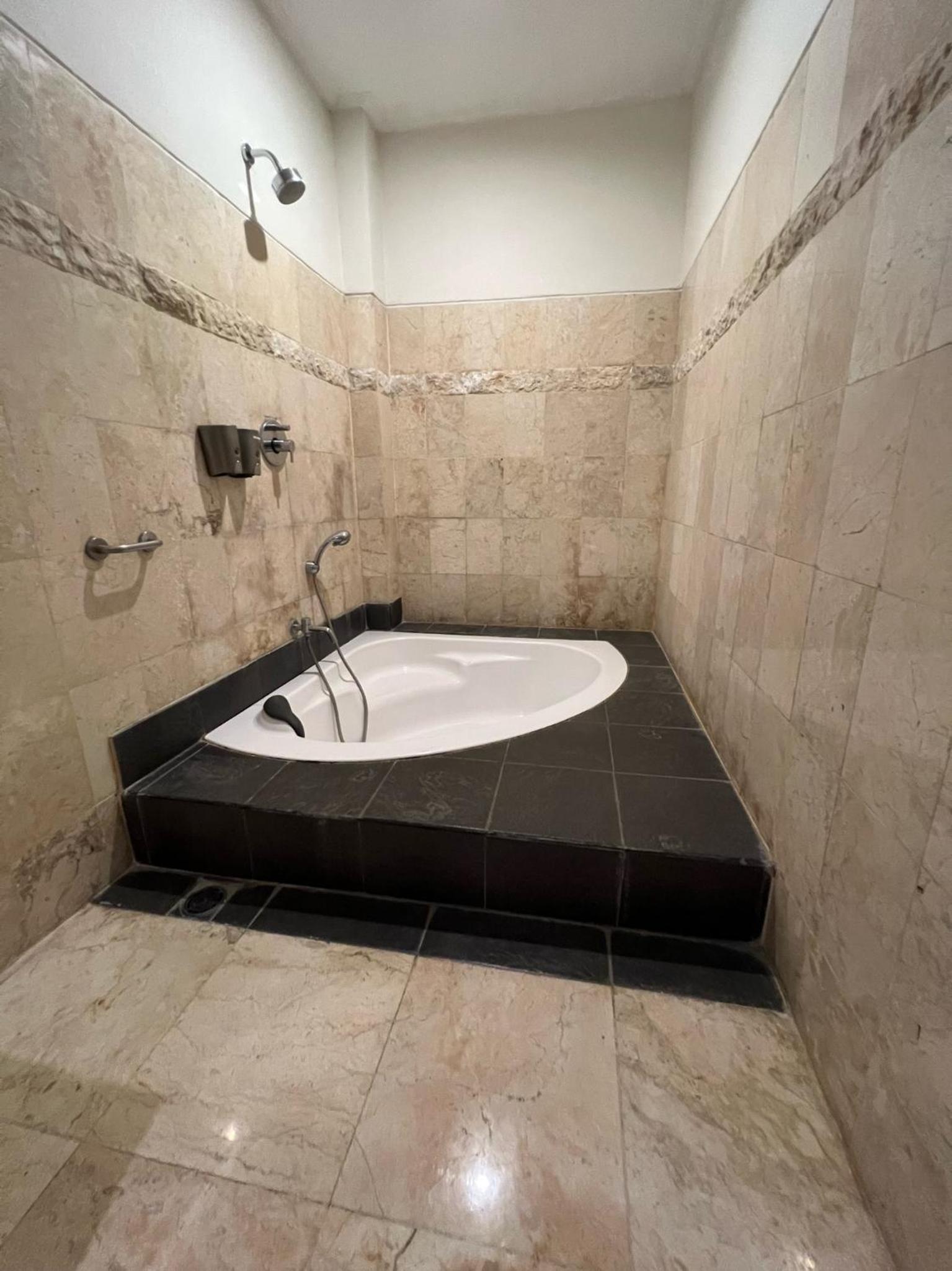 One-Bedroom Villa - Photo 7