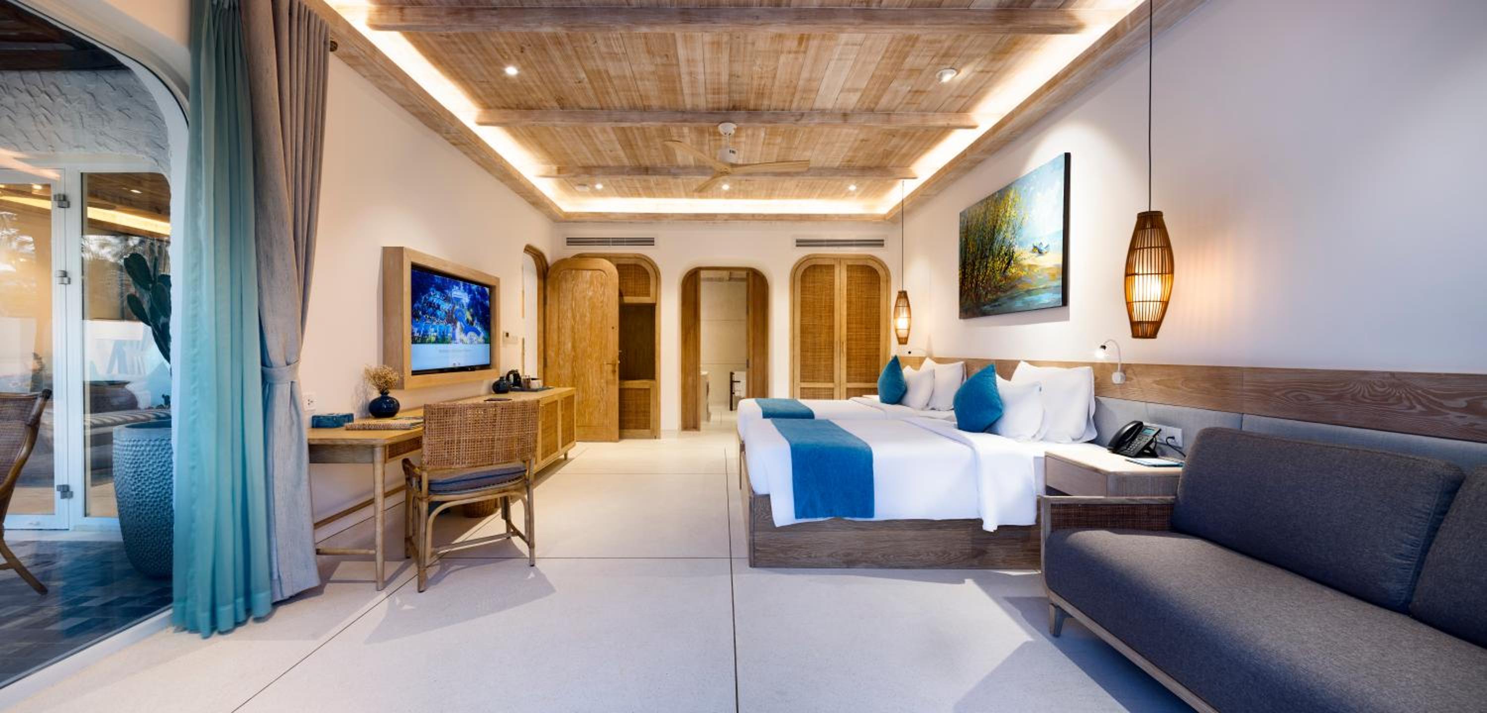 Three-Bedroom Pool Villa with Ocean View - Photo 6