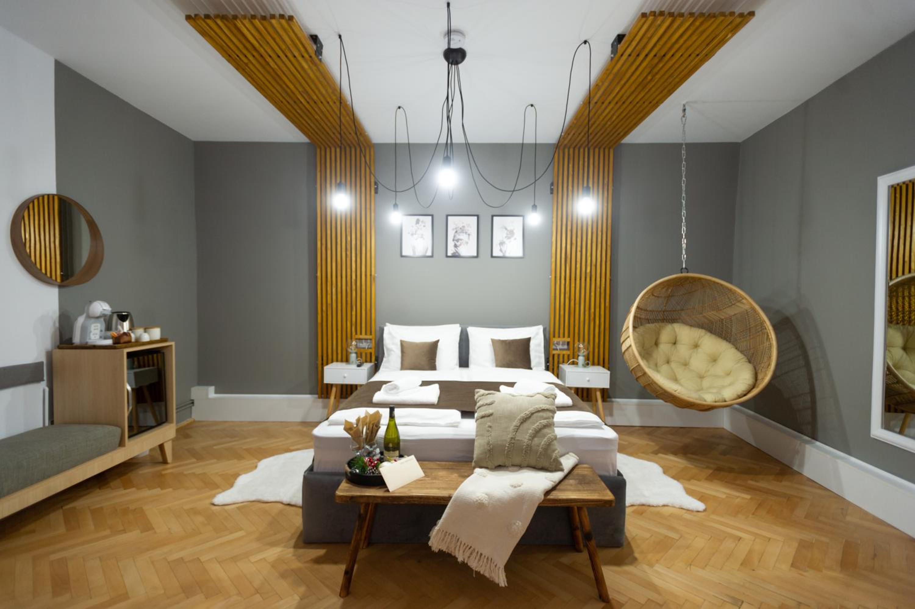 Superior King Room - Photo 26