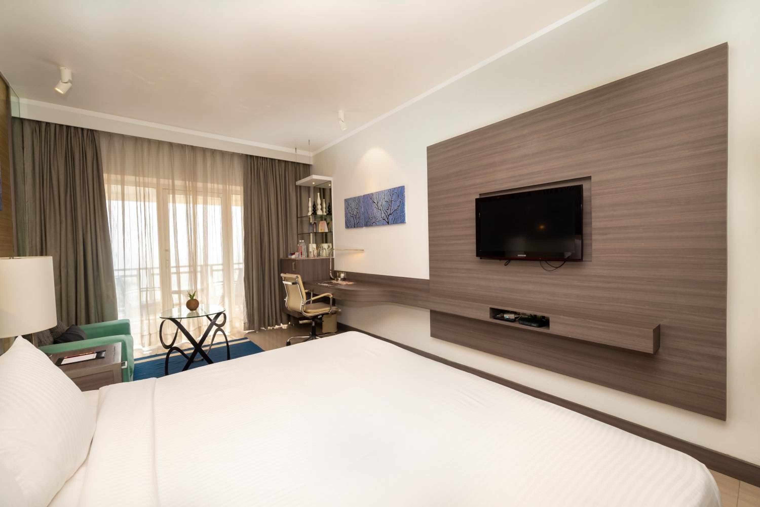Premium Beach View, Balcony with Complimentary Hi-Tea and 10% discount on Food & Beverages Premium Beach View, Balcony with Complimentary Hi-Tea and 10% discount on Food & Beverages