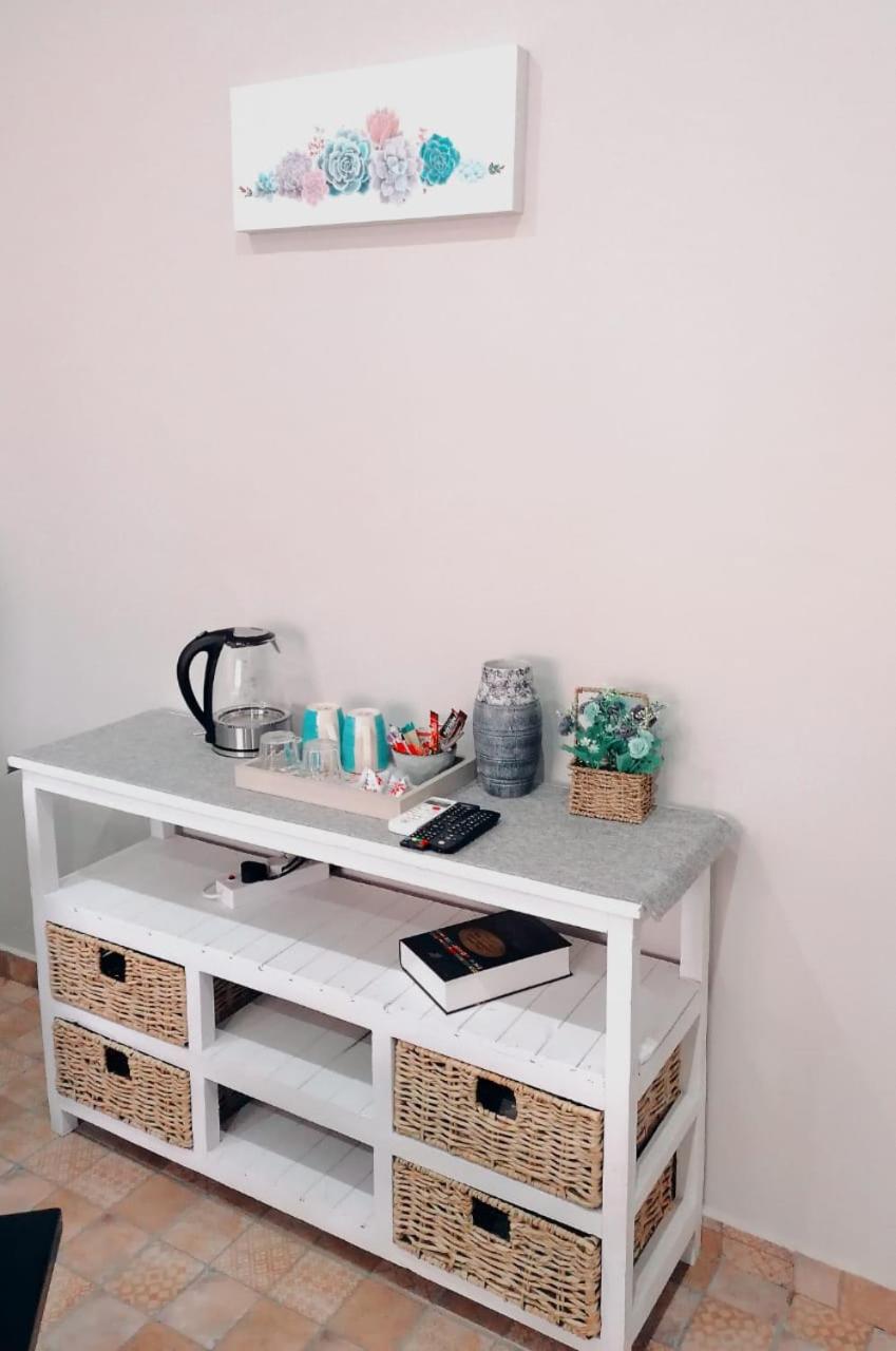  Double Room - Photo 10