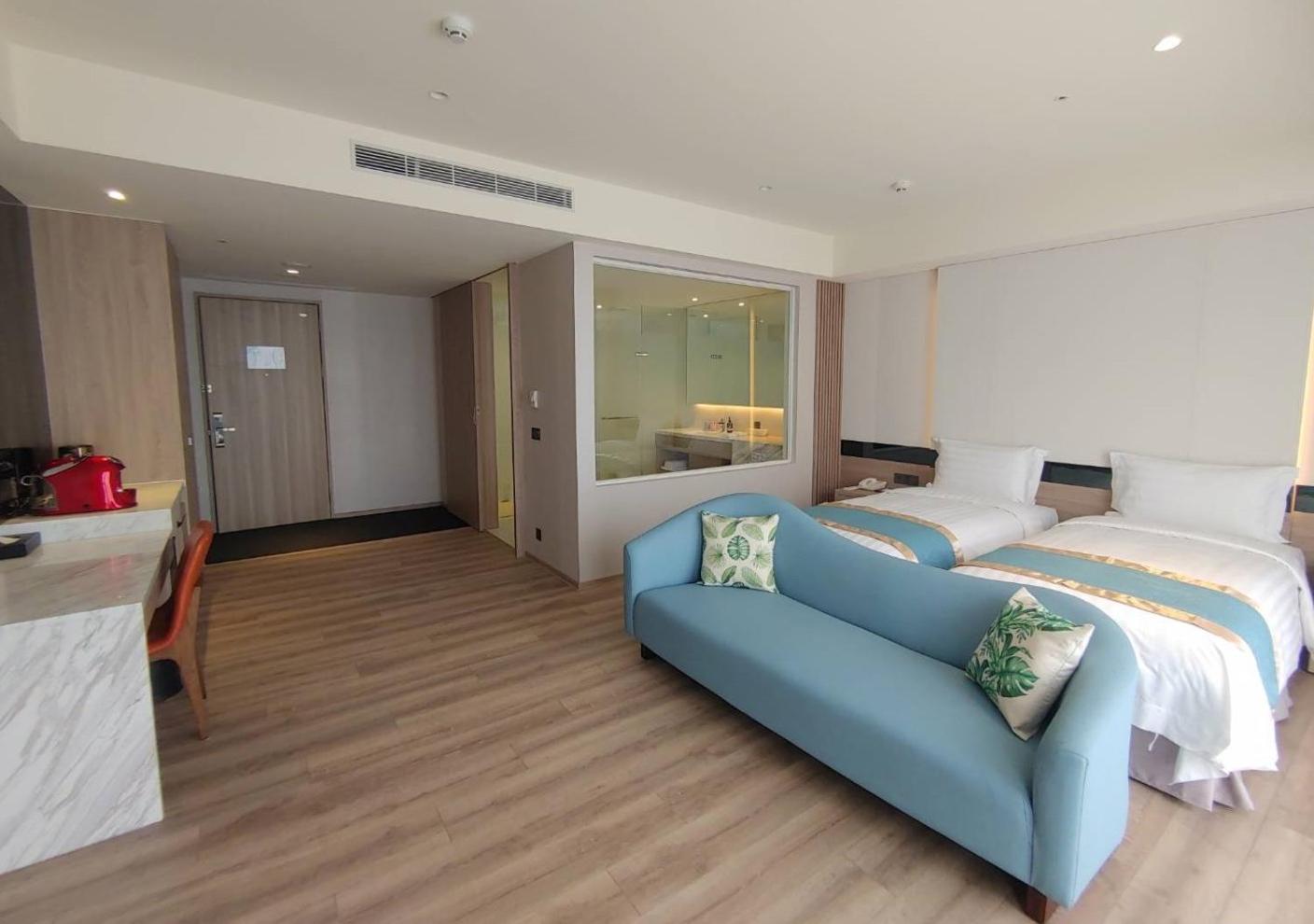Superior Double or Twin Room with Mountain View