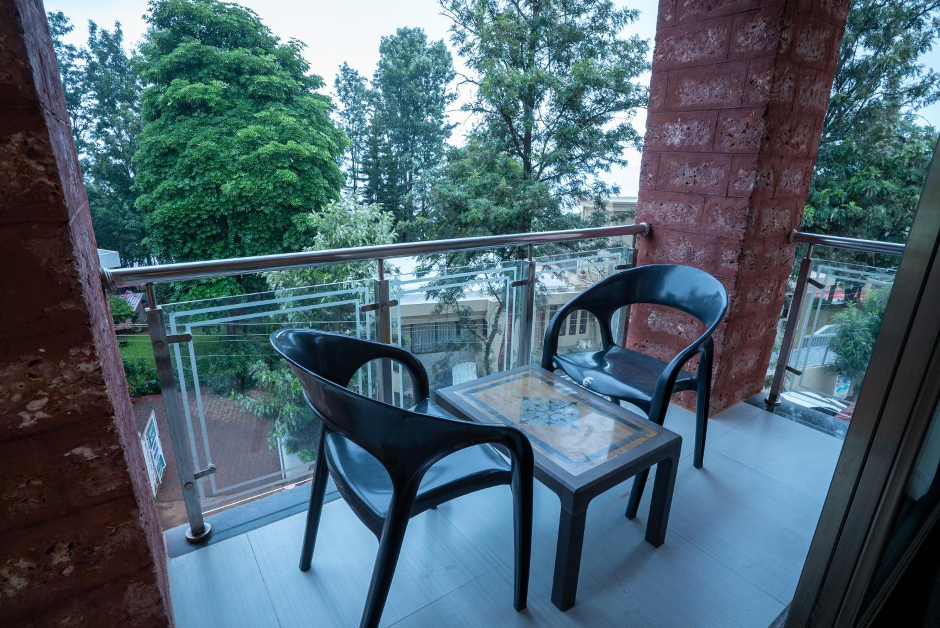 Executive Room with Balcony photo 2
