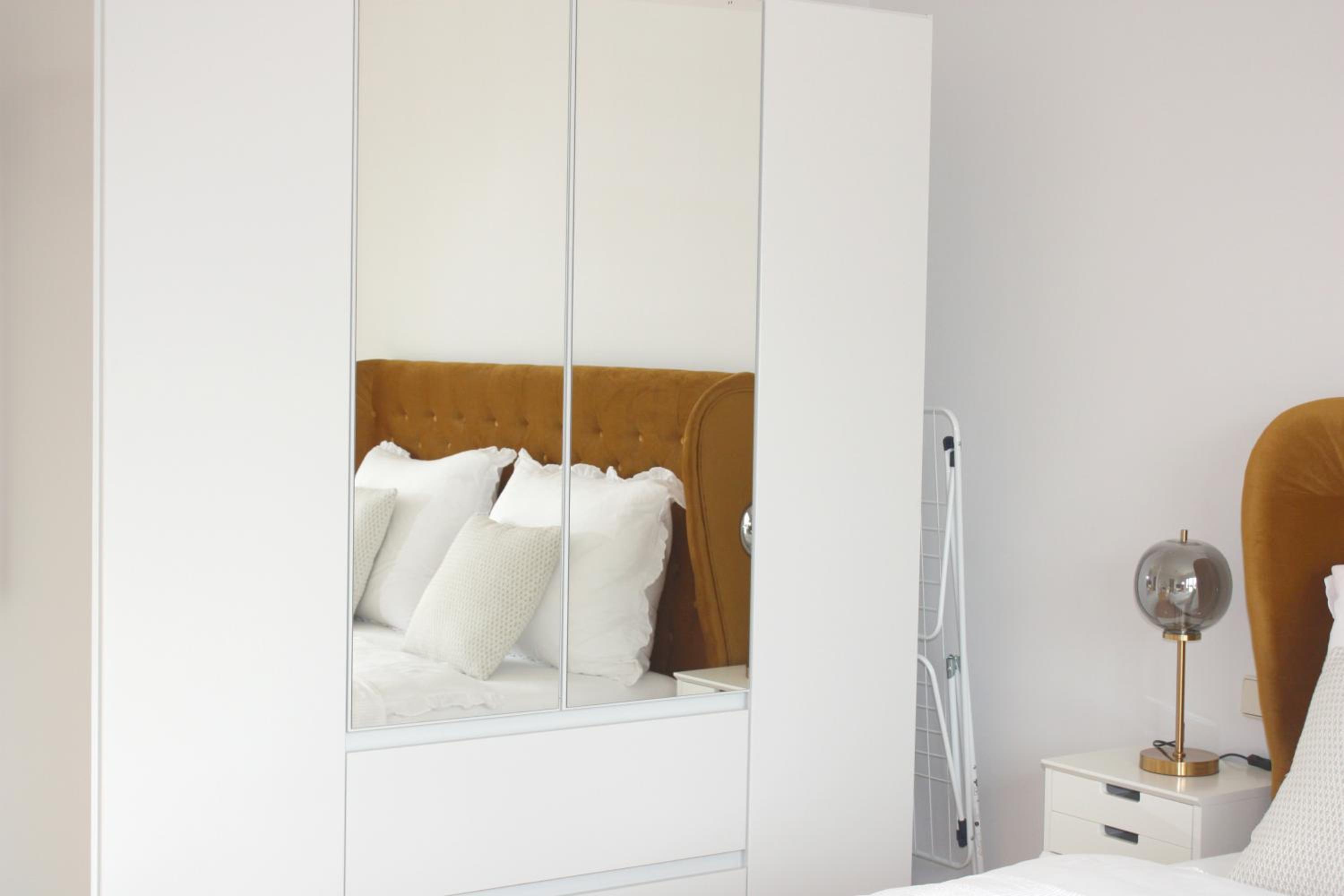 One-Bedroom Apartment with Balcony photo 3