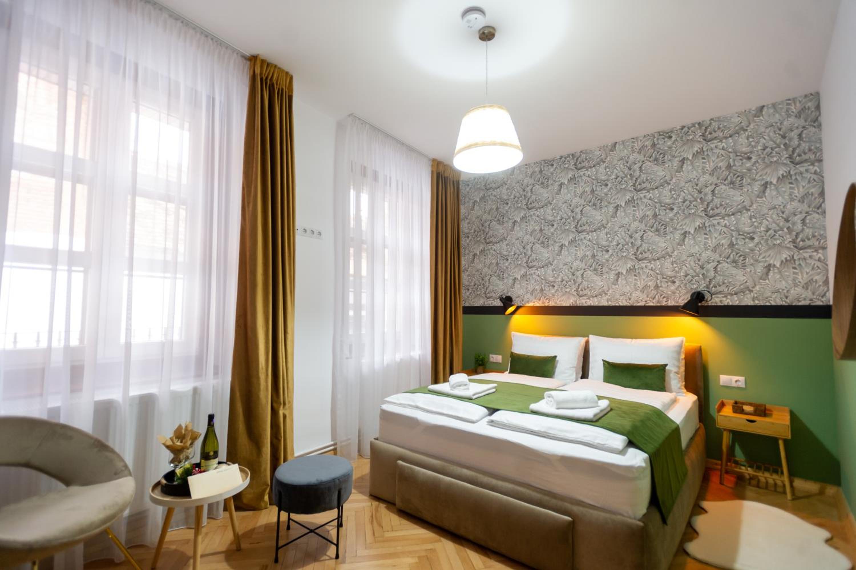 Standard Double Room - Photo 4