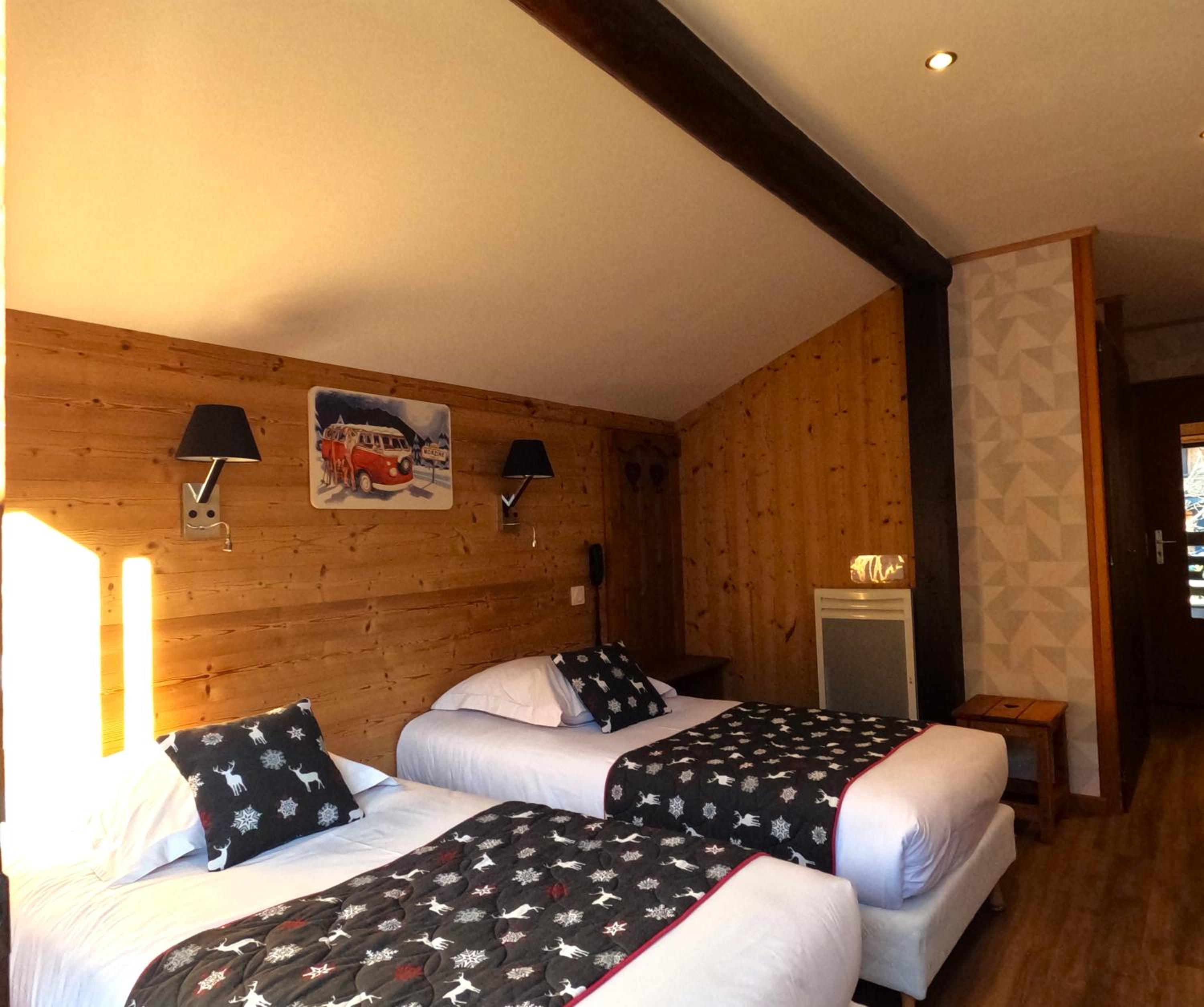 Twin Room - Photo 1