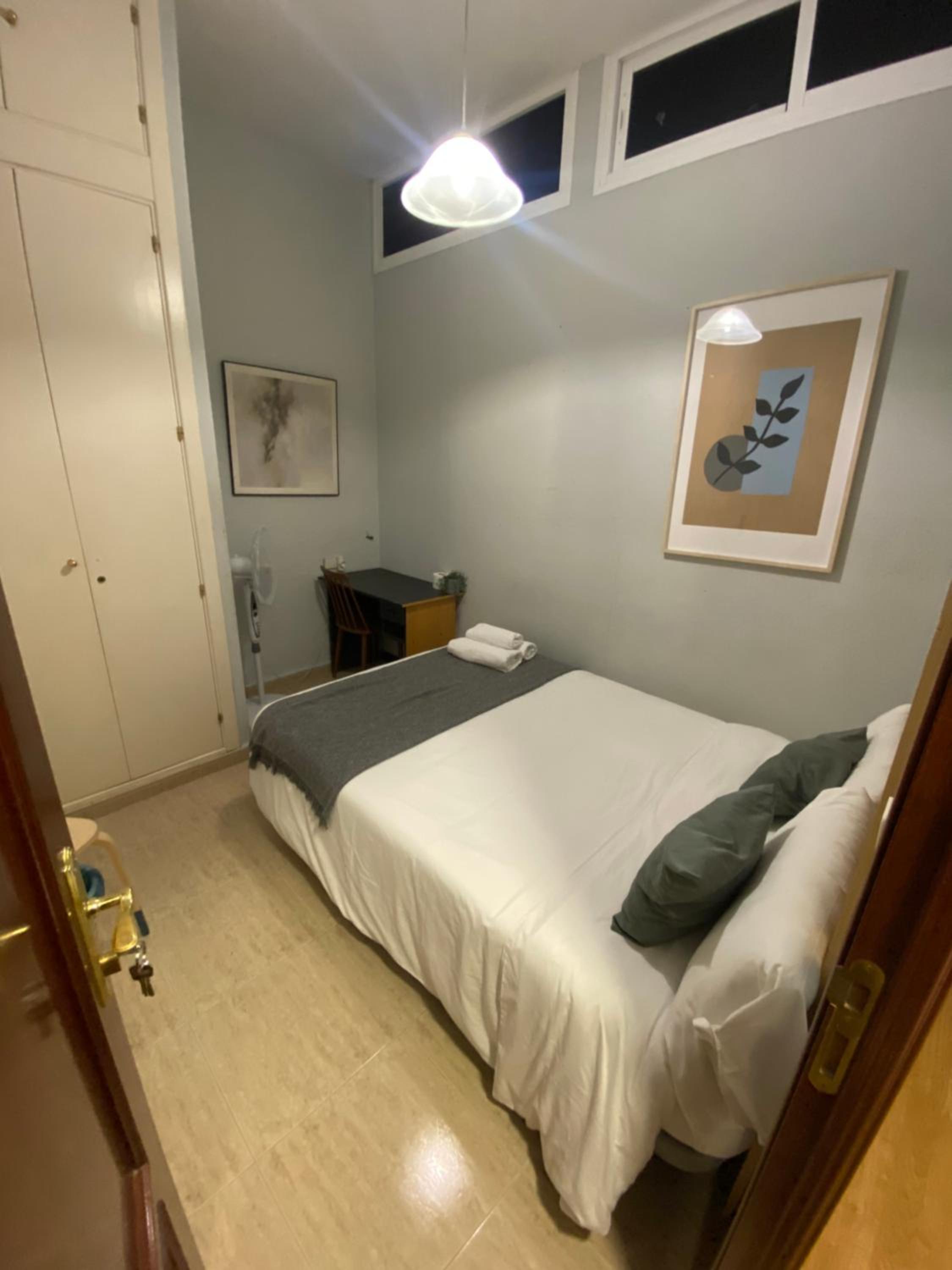 Habitación doble con baño compartido