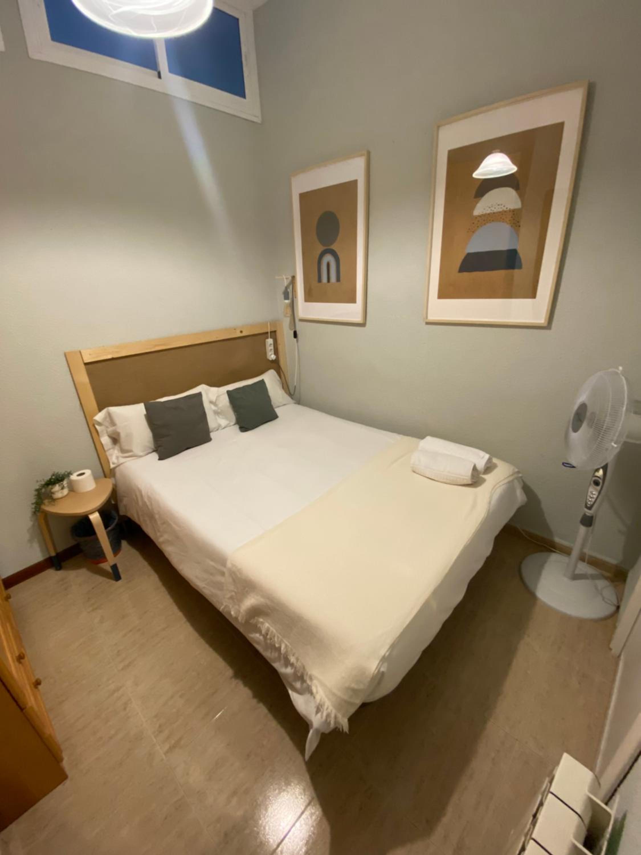 Habitación doble con baño compartido
