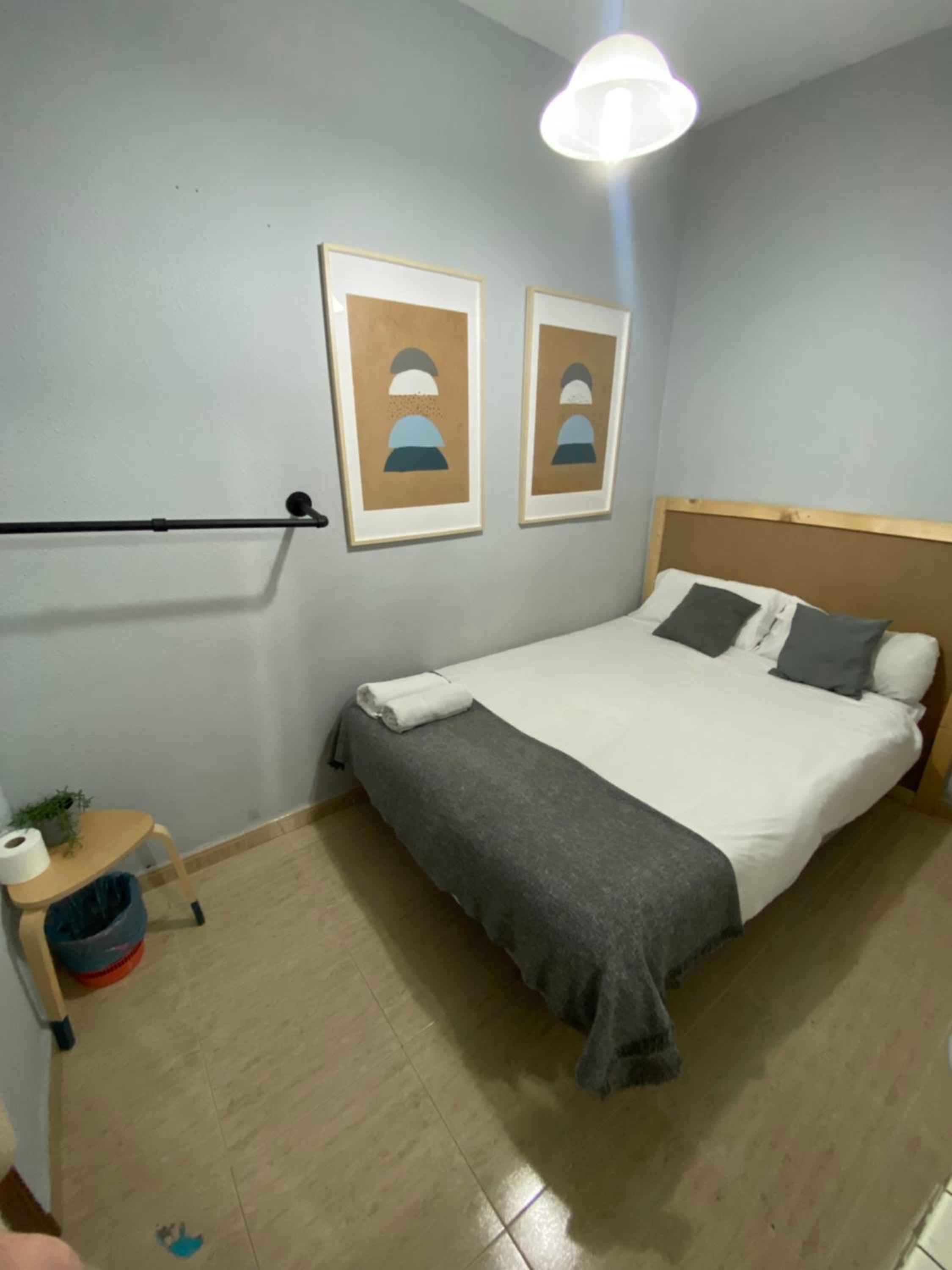 Double Room with Shared Bathroom photo 3