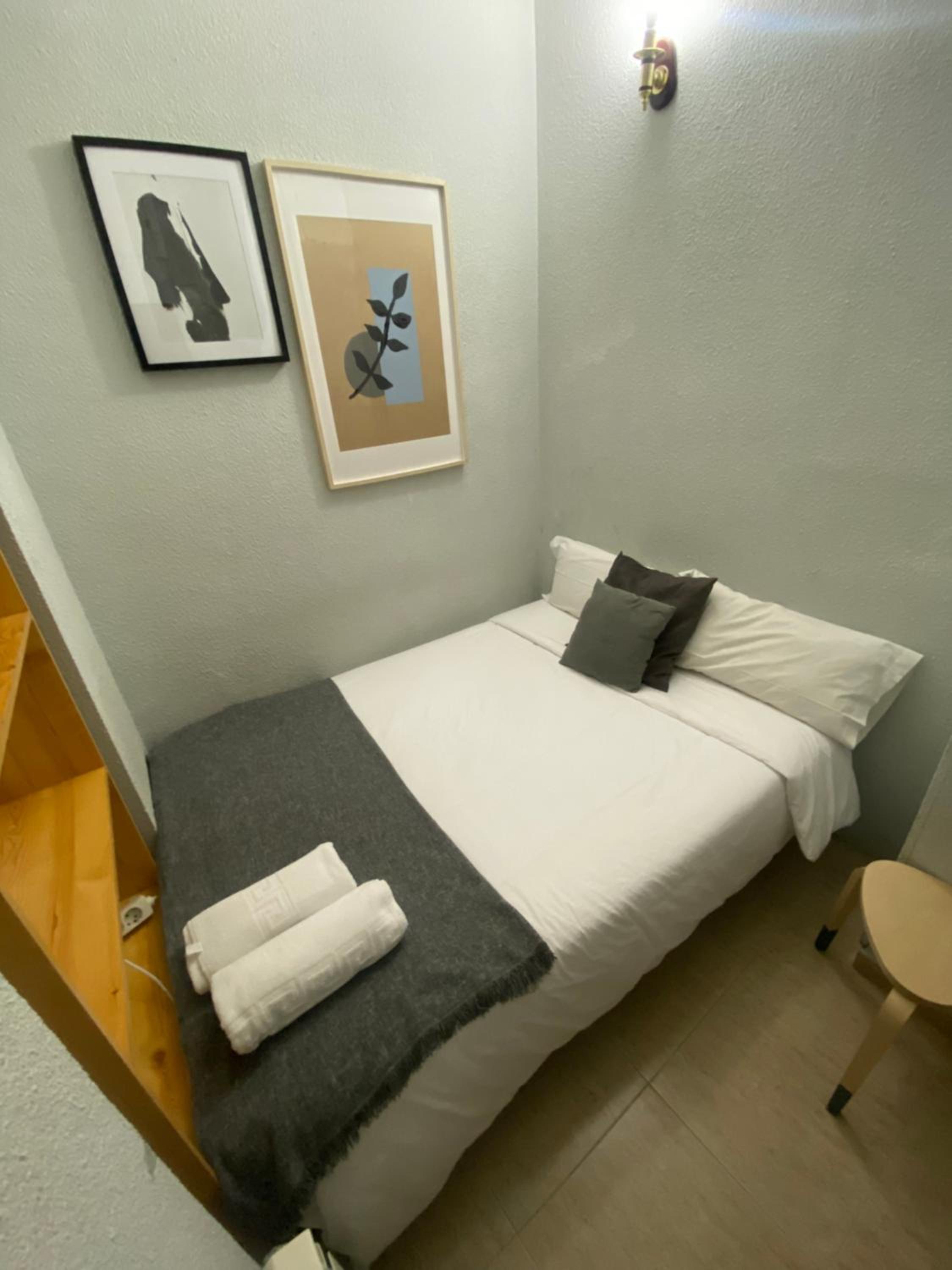 Habitación doble con baño compartido