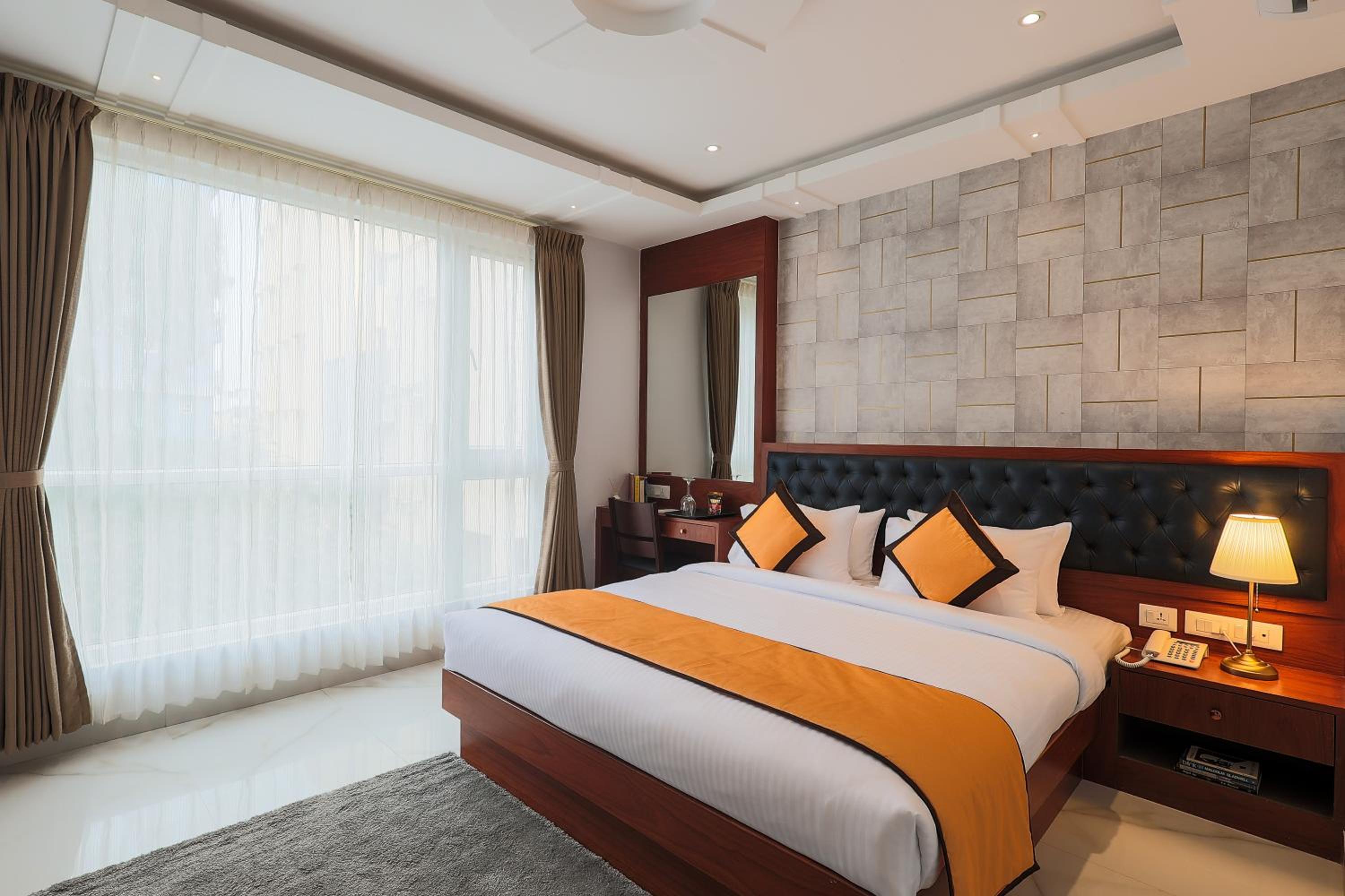 Deluxe Double Room - Photo 7