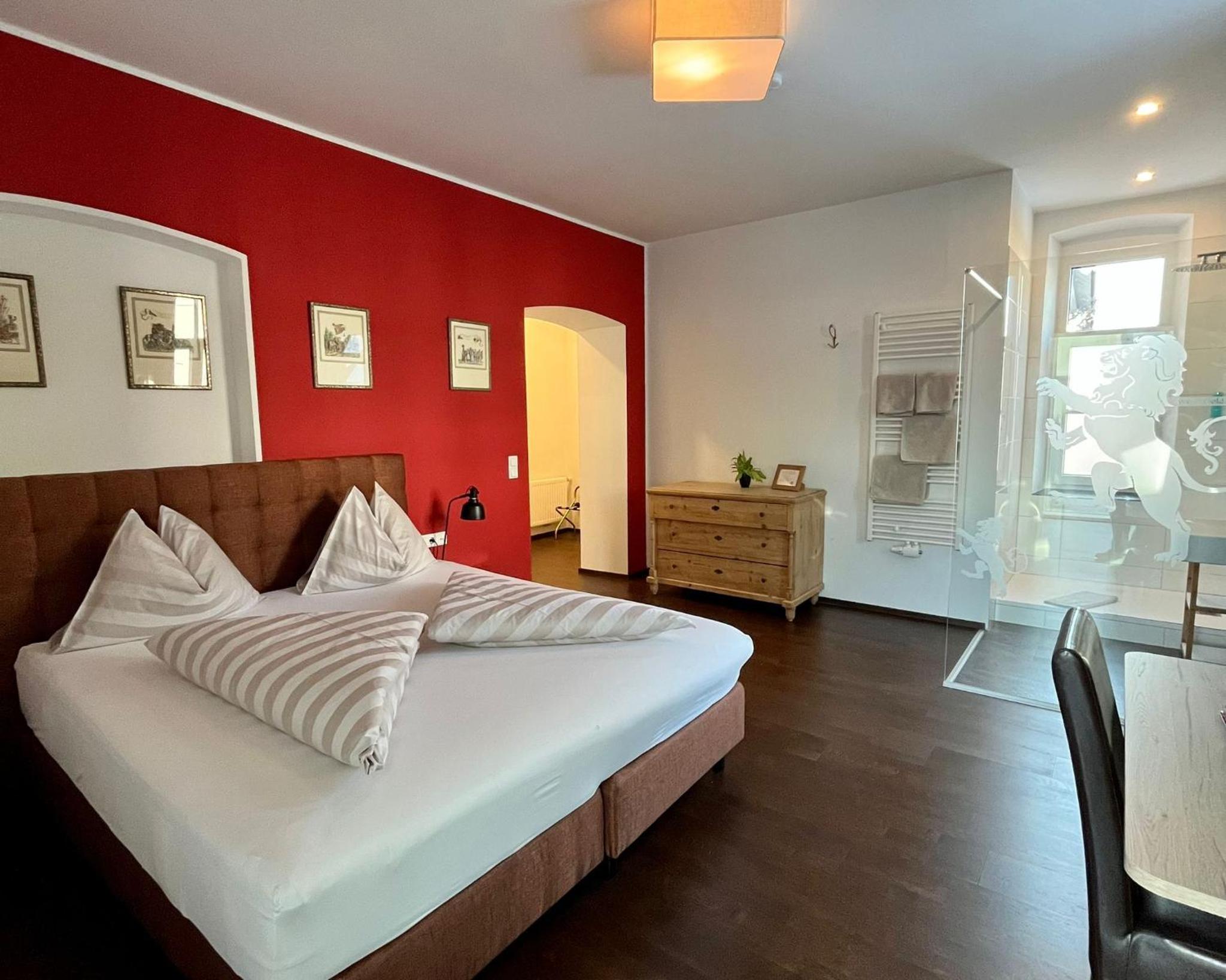 Apartment with Garden View - Photo 3
