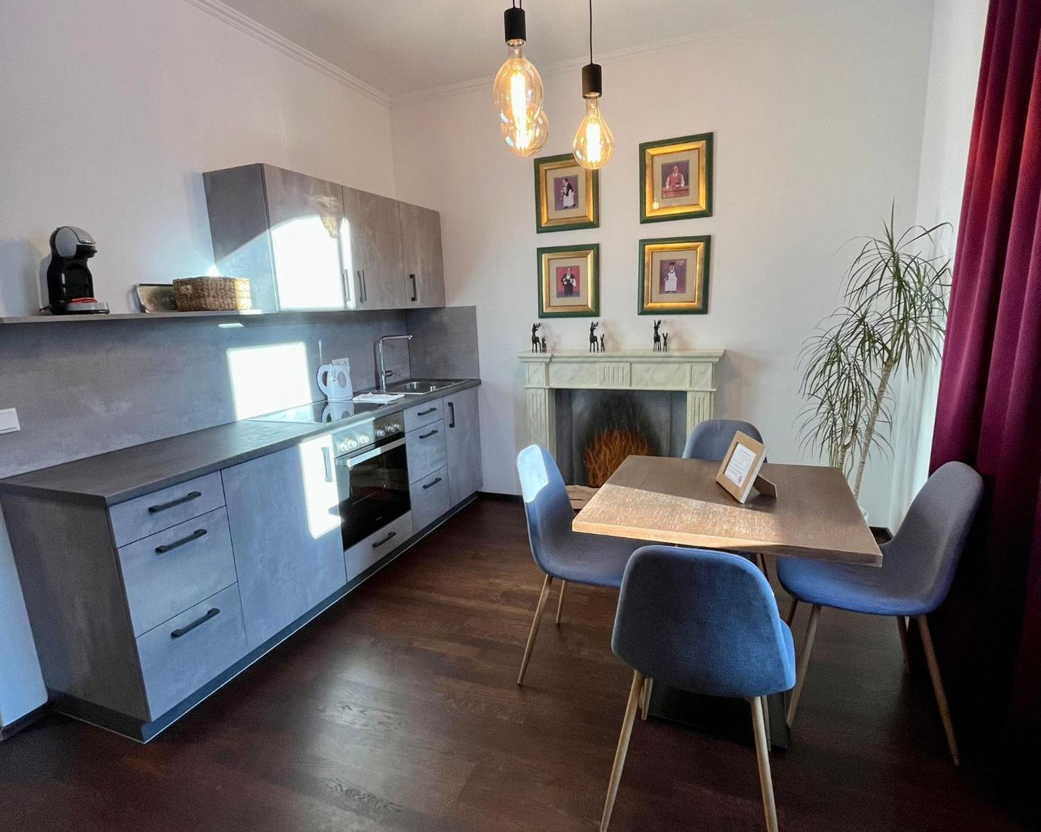 One-Bedroom Apartment - Photo 5