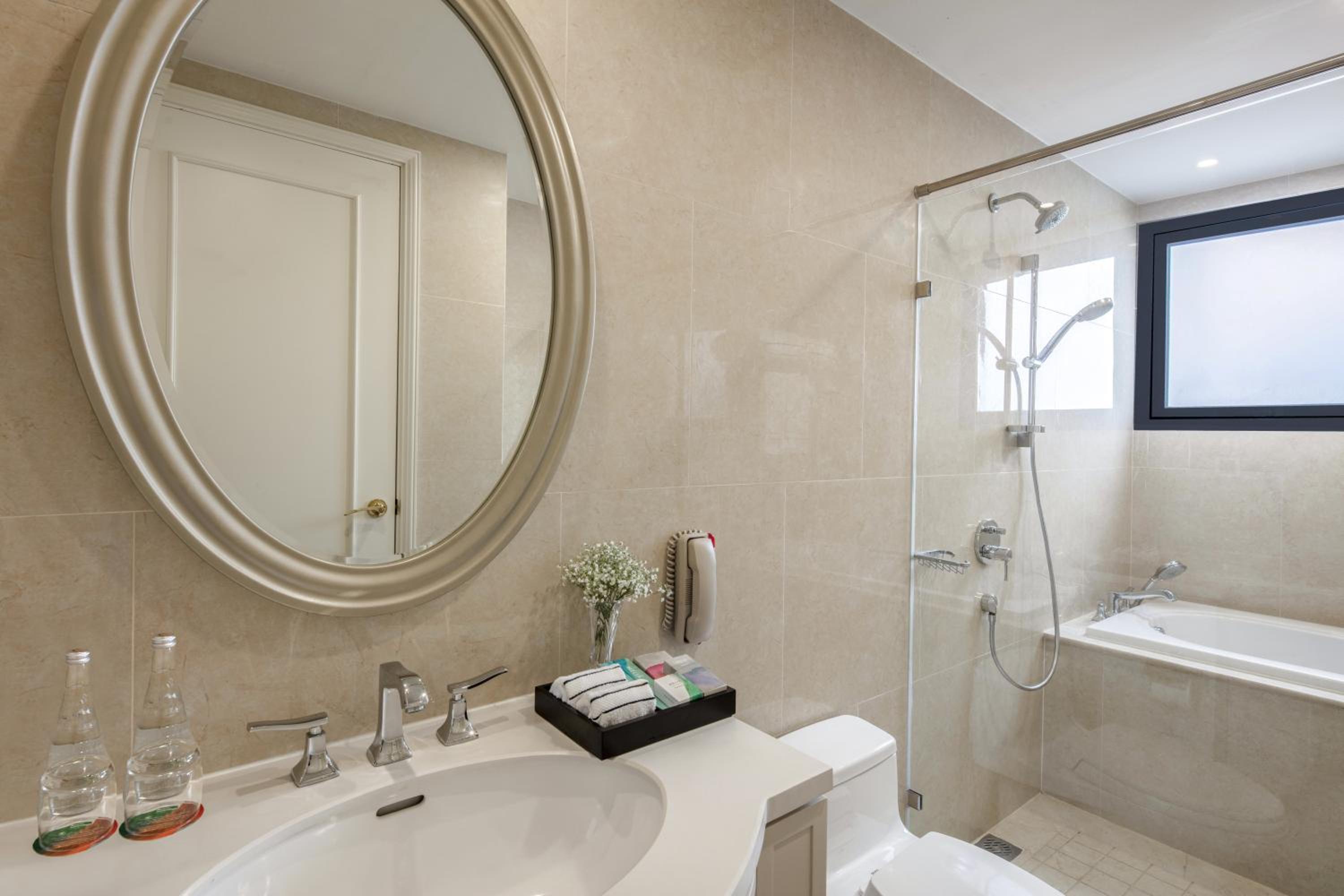 Two-Bedroom Suite photo 2