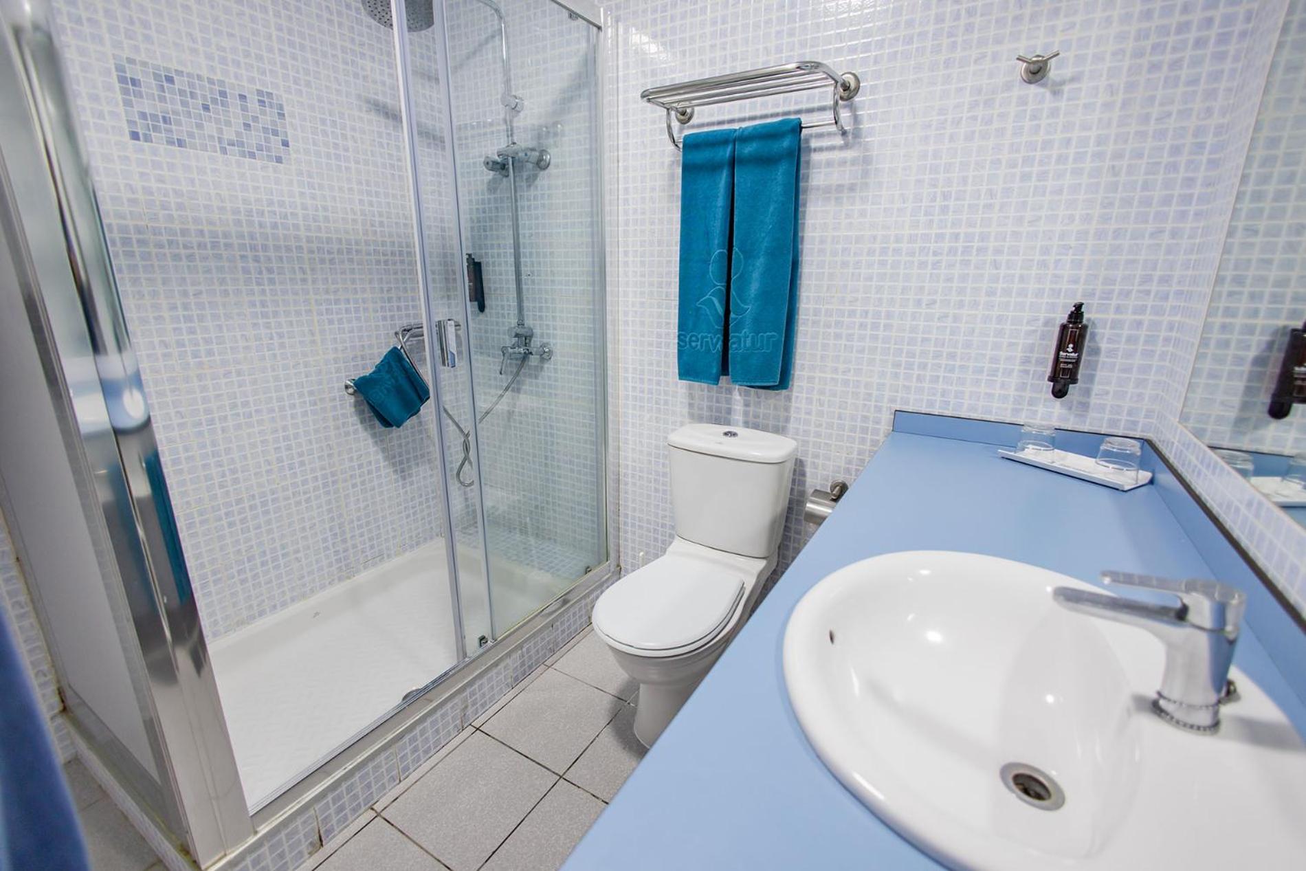 Premier One-Bedroom Apartment Terrace with Hot Tub (2 Adults) - Photo 5
