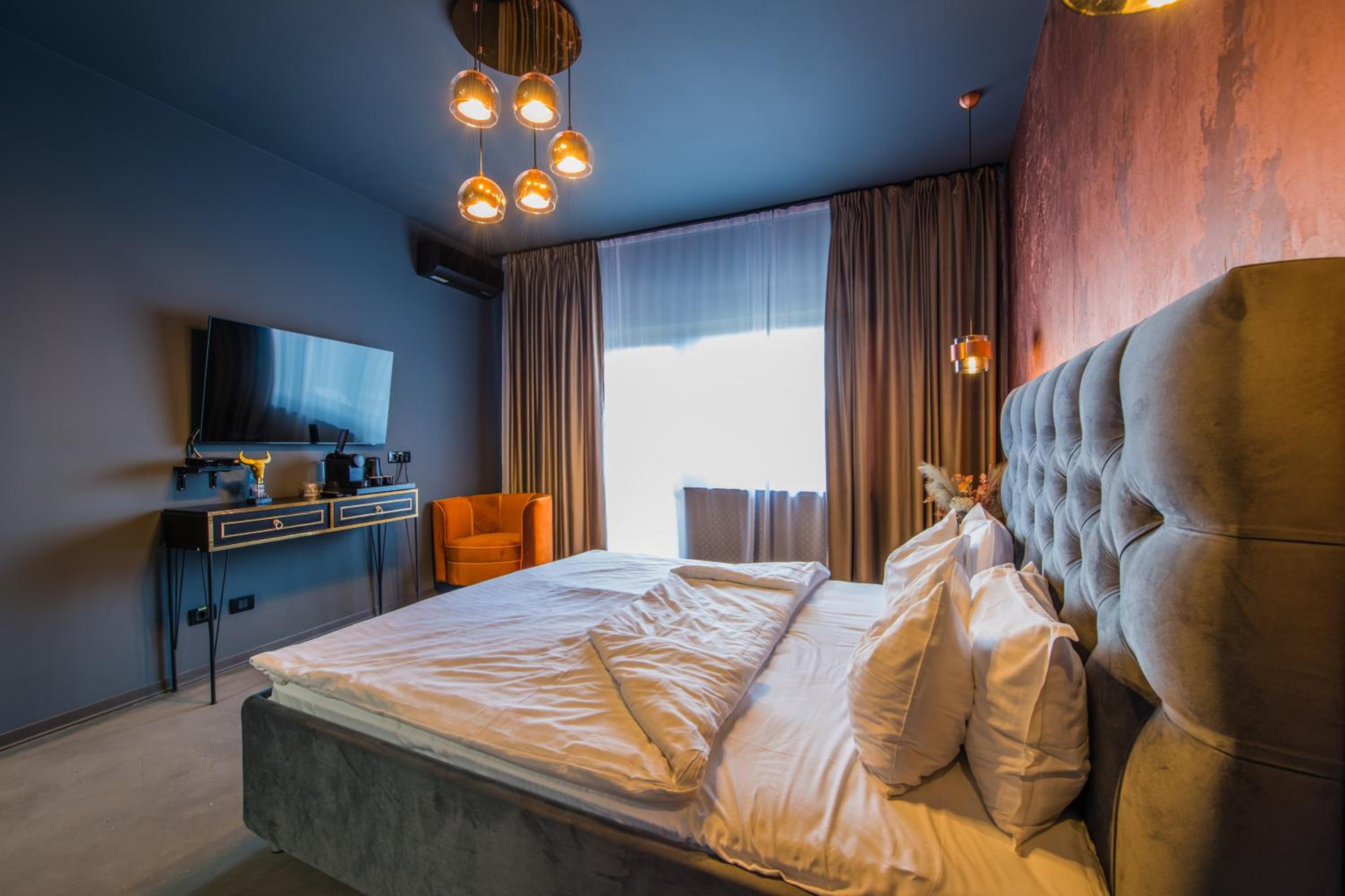 Double or Twin Room with Swimming Pool Access photo 2