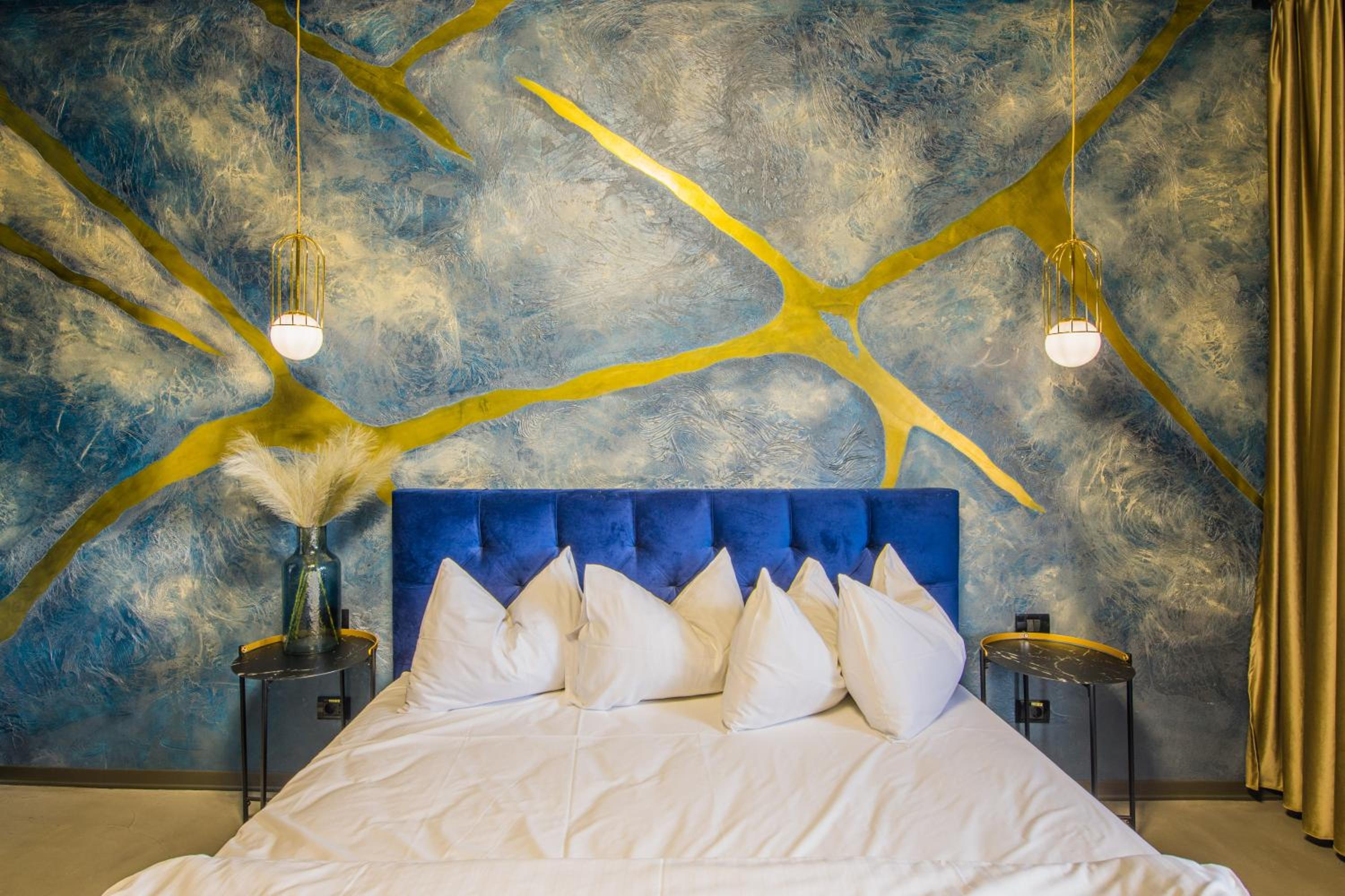 Double or Twin Room with Swimming Pool Access photo 3