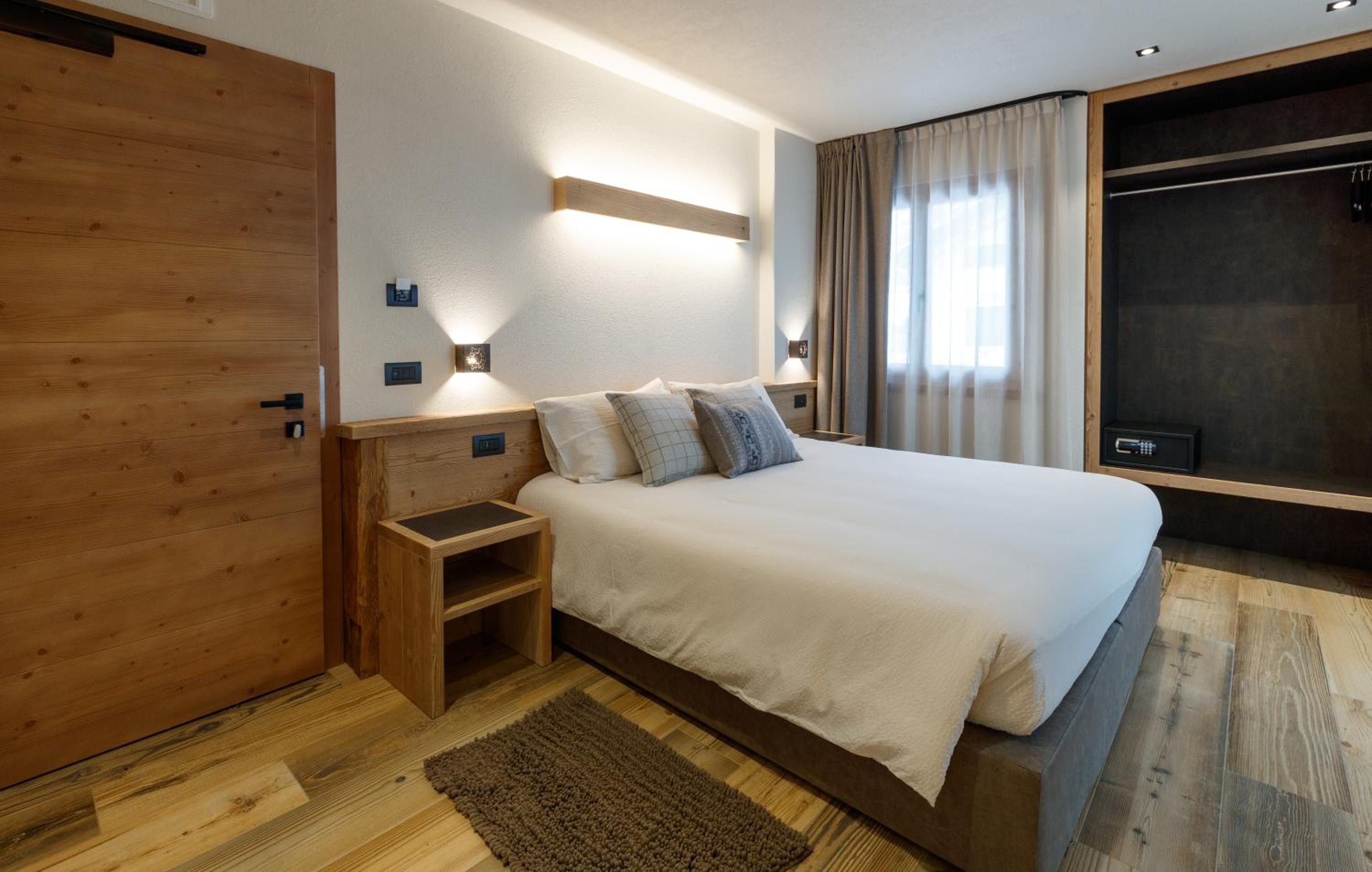 Standard Double or Twin Room with Balcony