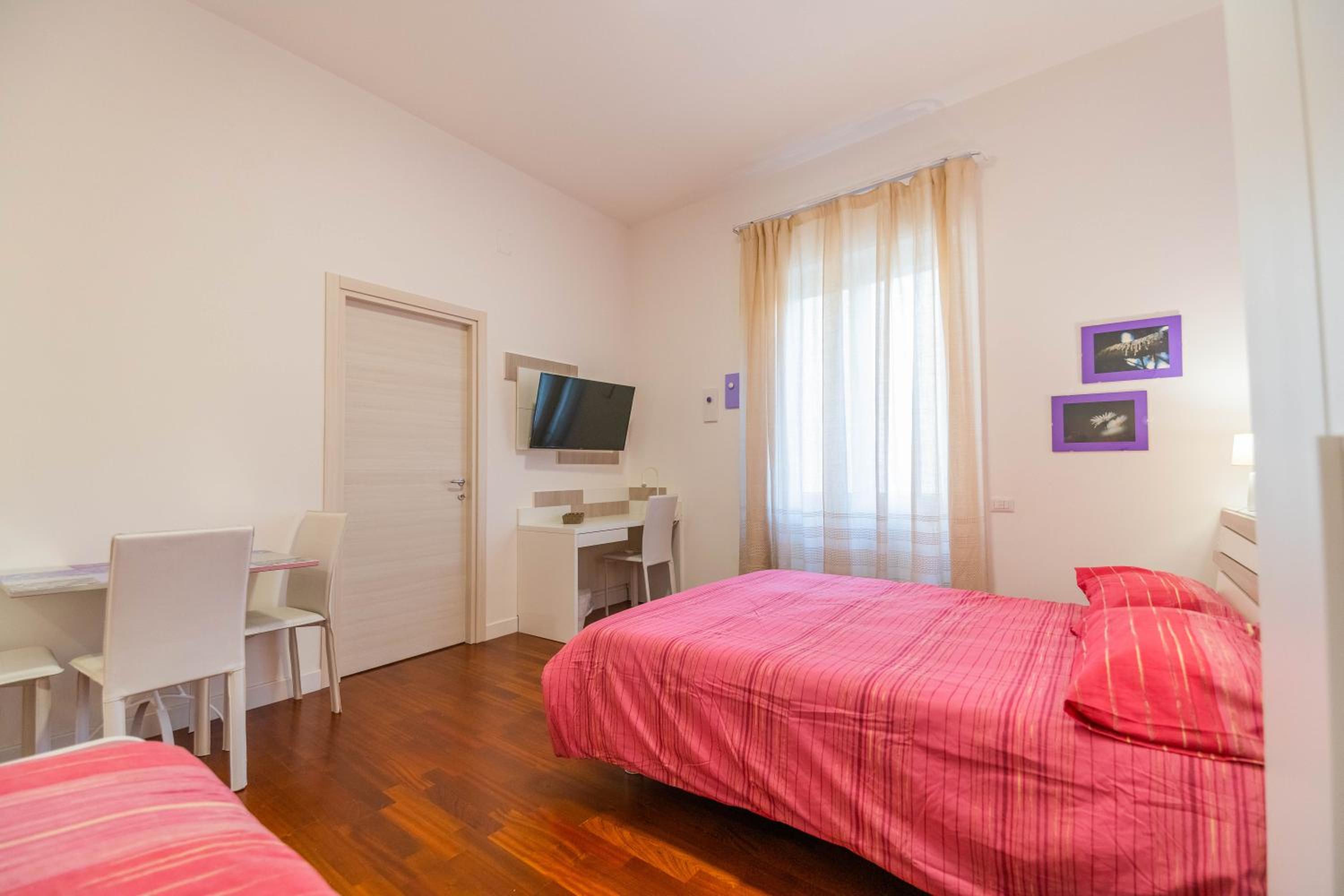 Deluxe Triple Room photo 3