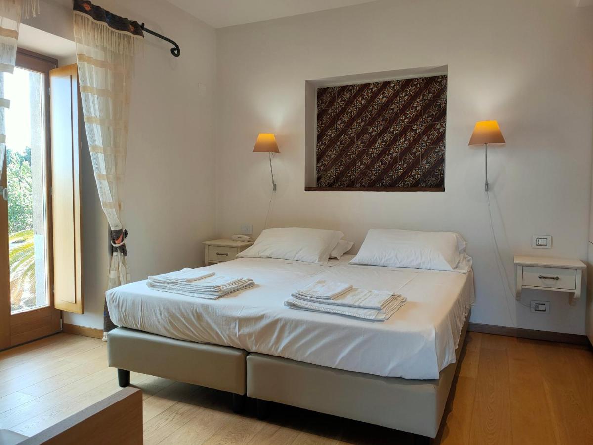 Double Room with Terrace photo 3